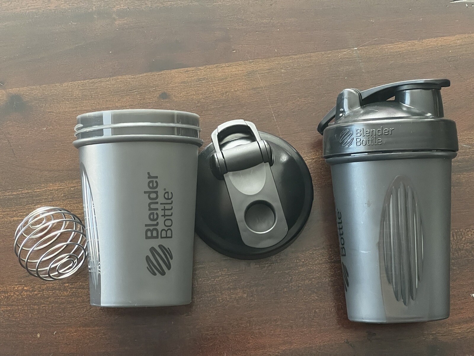 (PAIR of 2) BLOCK Blender Bottle Classic 20 oz. Shaker Mixer Cup with Loop Top