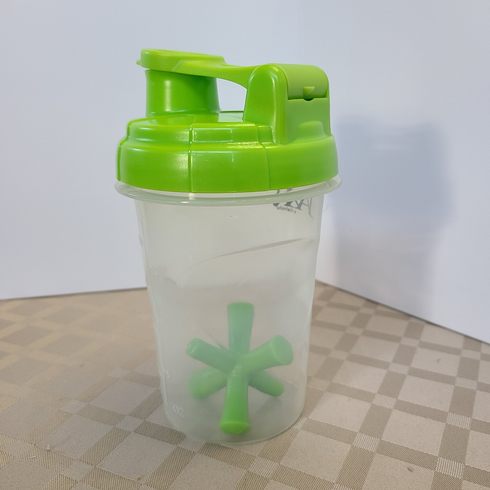 Jaxx 16oz Shaker Cup Green Protein Shake Powder Bottle Mixer W/Flip Lid Cap 2012
