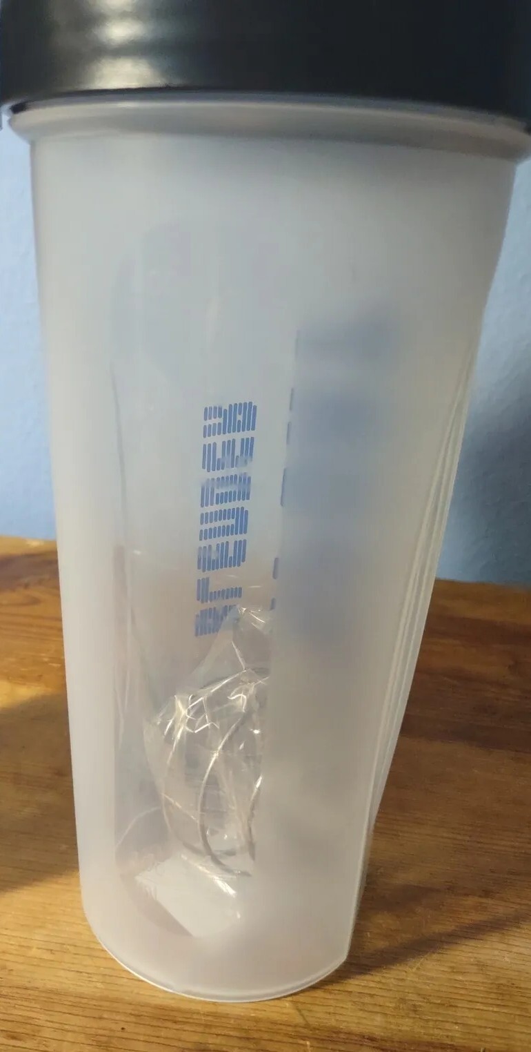 20oz Blender Sport Bottle Protein Shaker W/ Whisk Ball Black Never Used