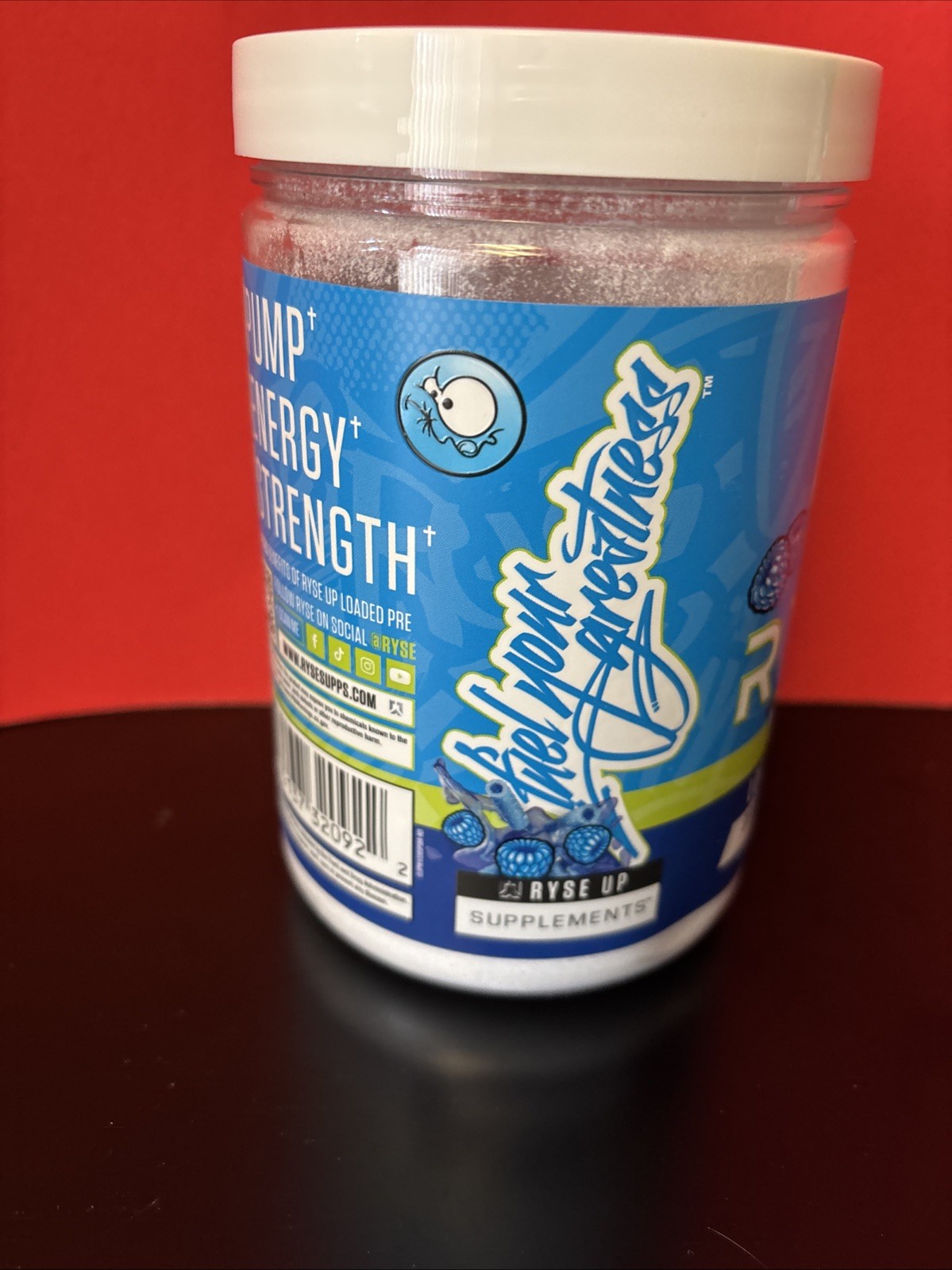 Ryse Loaded Pre Workout Powder – Sour Punch Blue Raz – 16 oz – EXP 7/27