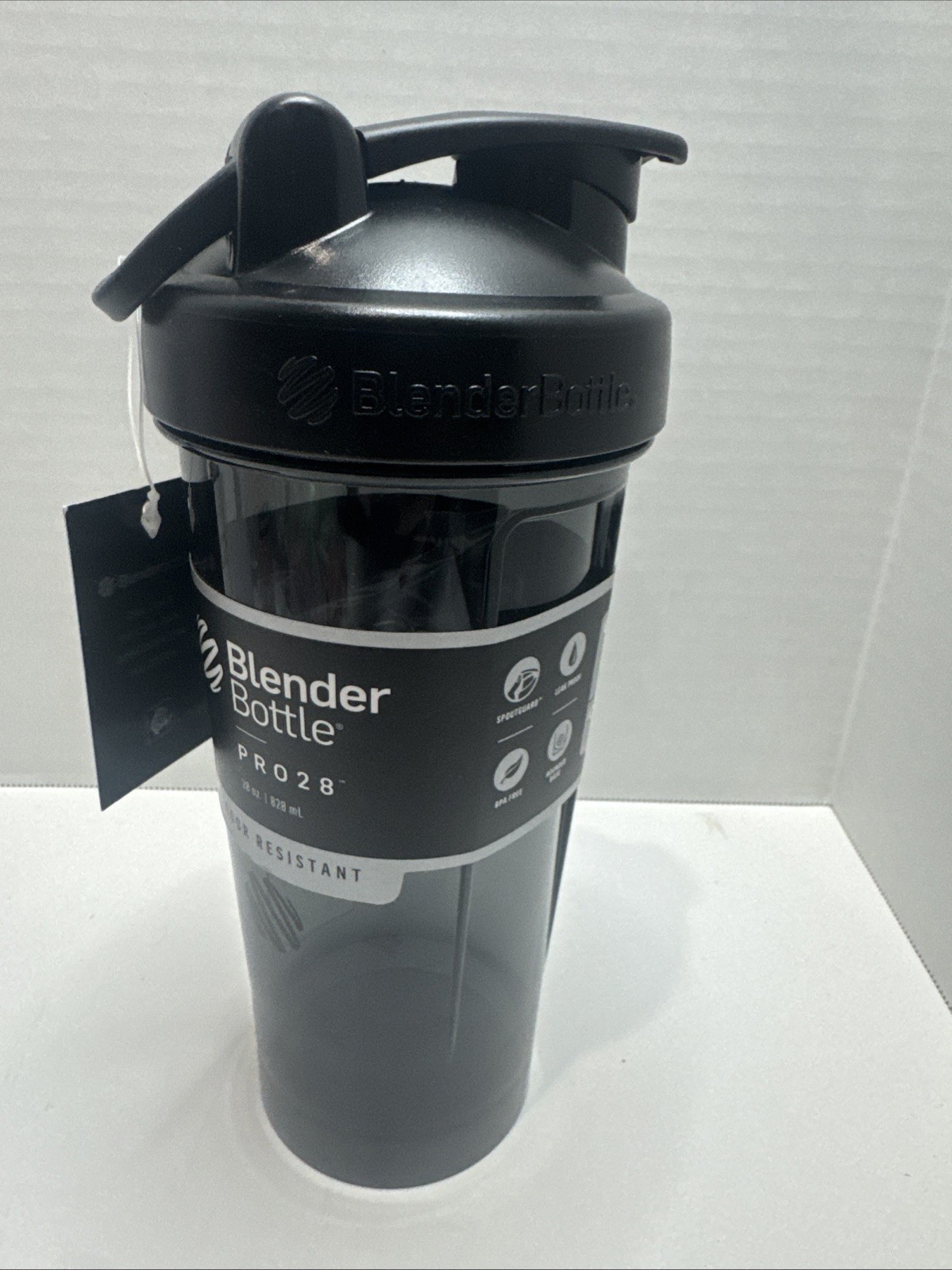 NEW Blender Bottle 28 oz. Pro Series Shaker Bottle with Loop Top NWT
