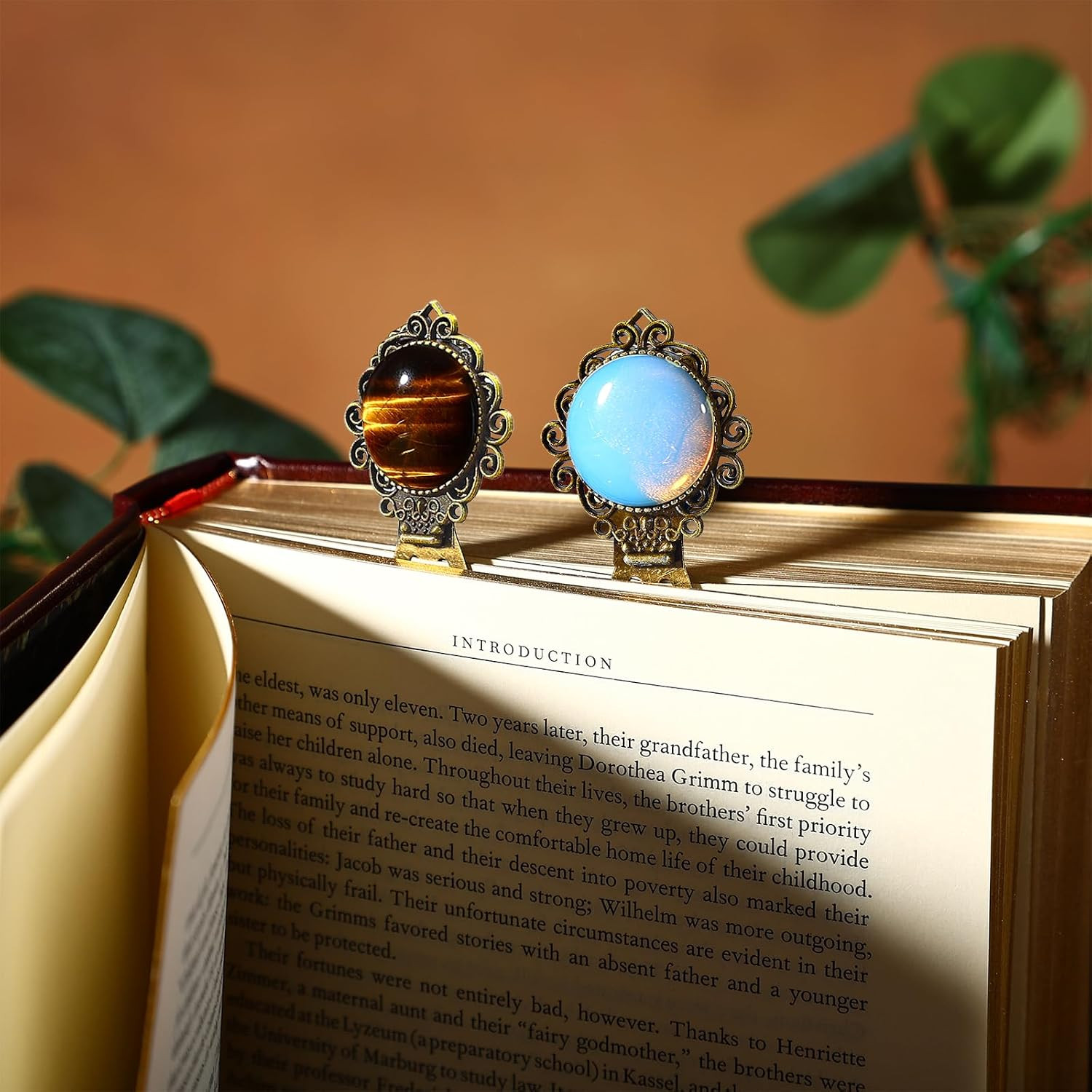 2Pcs Vintage Natural Stone Protein &Tiger Eye Bookmark with Natural Crystal Ston
