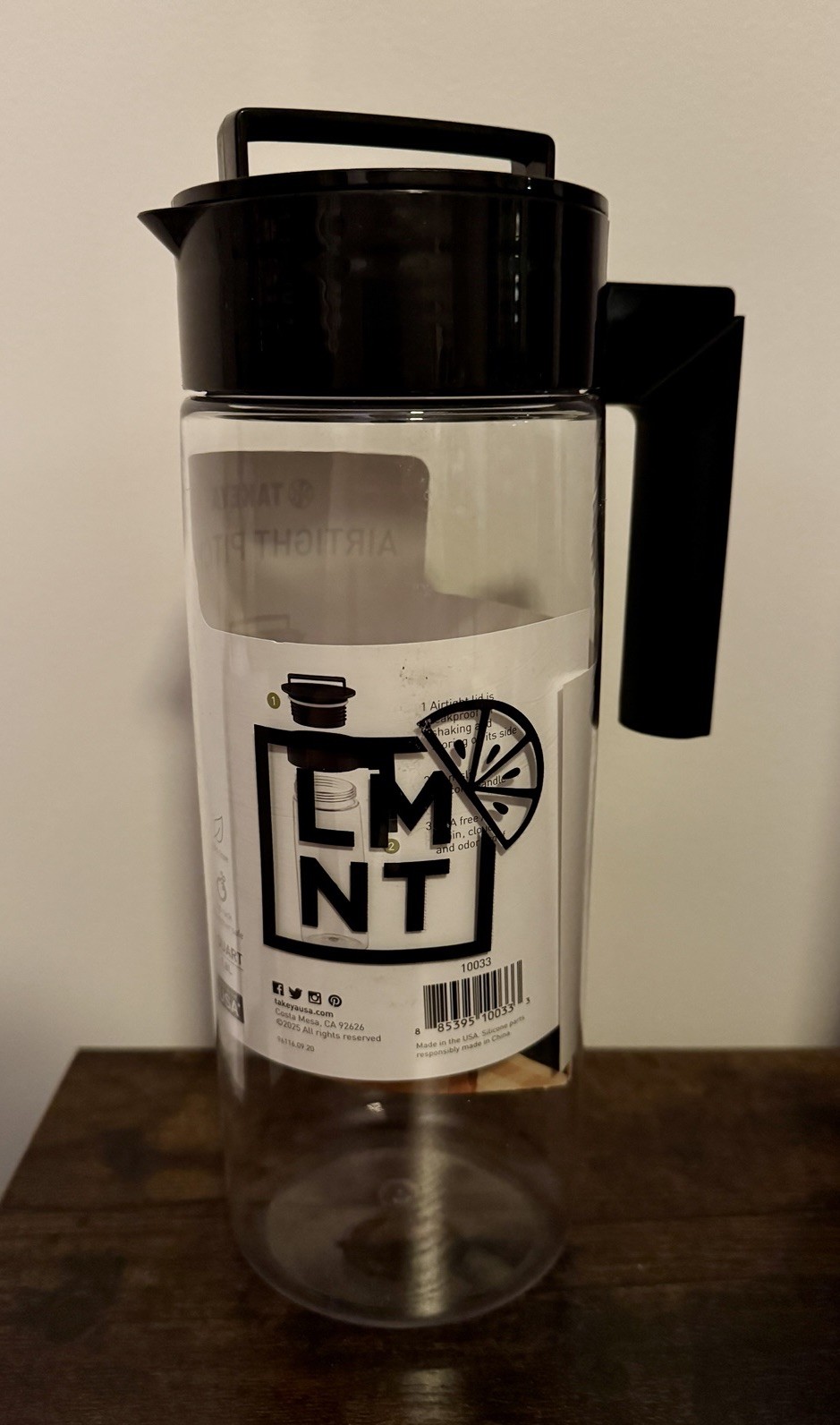 LMNT Branded Lemonade Pitcher – TAKEYA Airtight LIMITED EDITION EXCLUSIVE – NEW