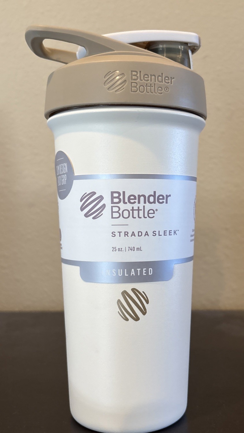 Blender Bottle 25oz Strada Sleek Stainless Steel Tumbler-Cream G20