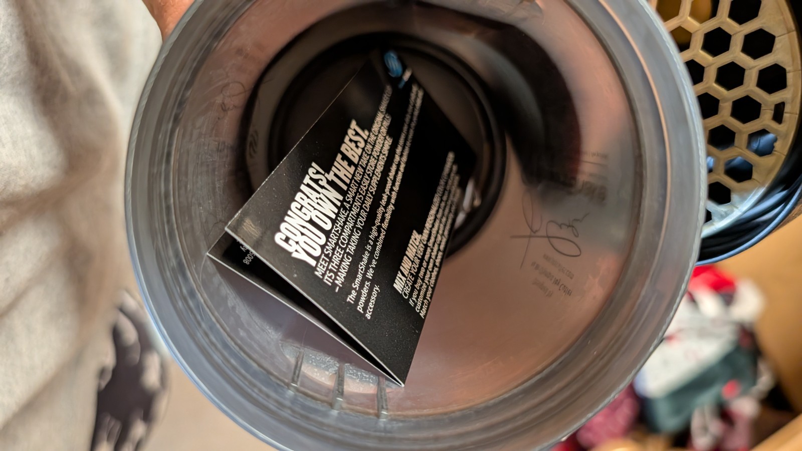 SmartShake Bottle Protein bottle Mixer Shaker Cup – 20oz – Gunsmoke Black