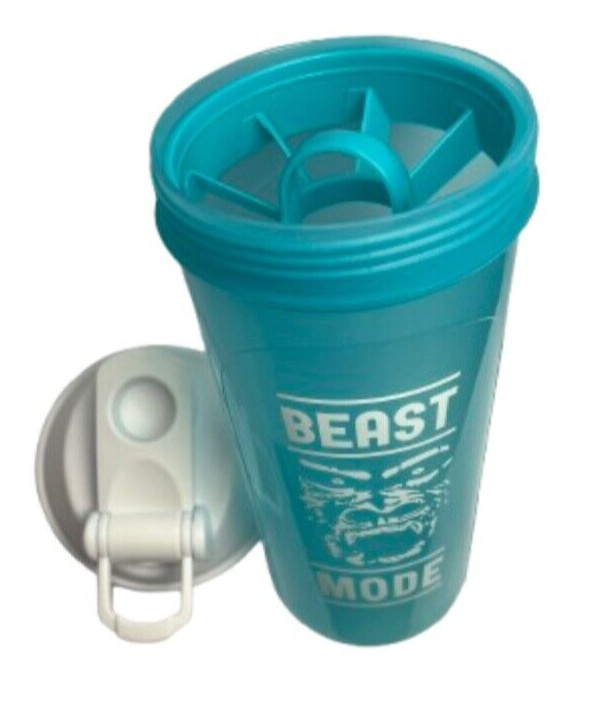 GYM SHAKER BOTTLE , PROTEIN SHAKER BOTTLE , GYM SHAKER 700ML CAPACITY , BPA FREE