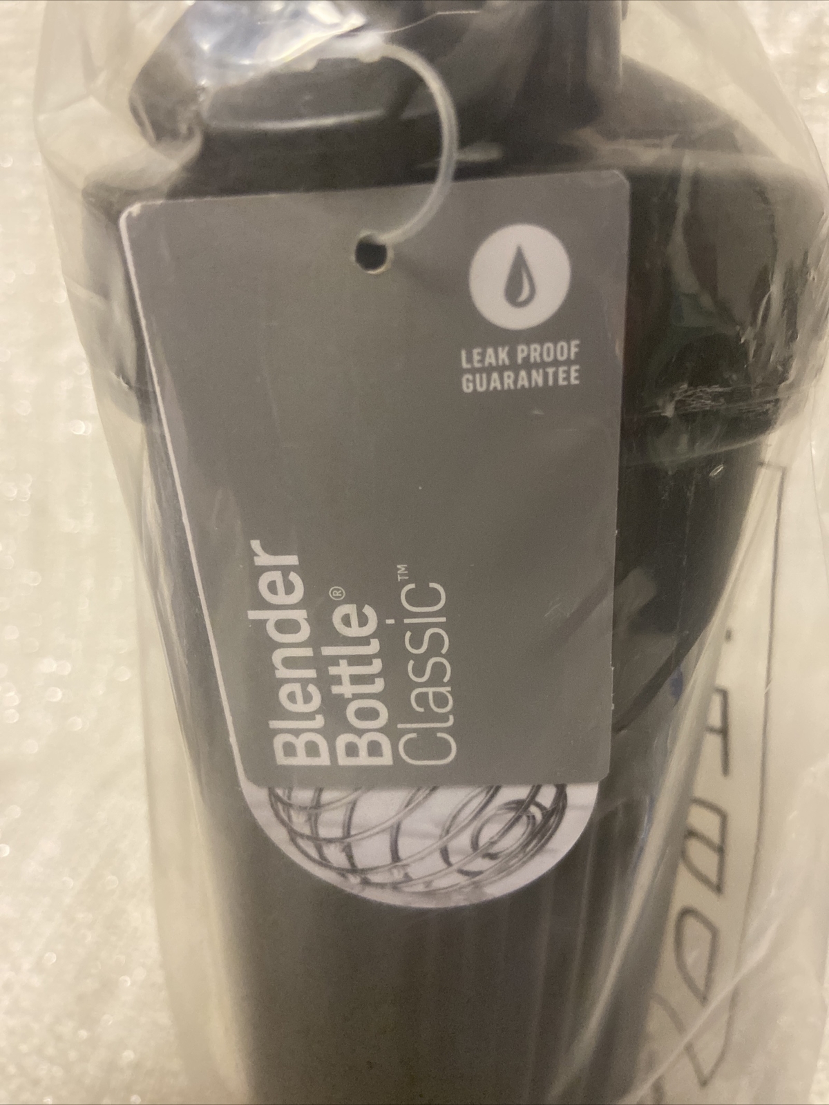NIB (15)Blender Bottle Classic 28 Ounces Leak Proof & BPA Free – Black