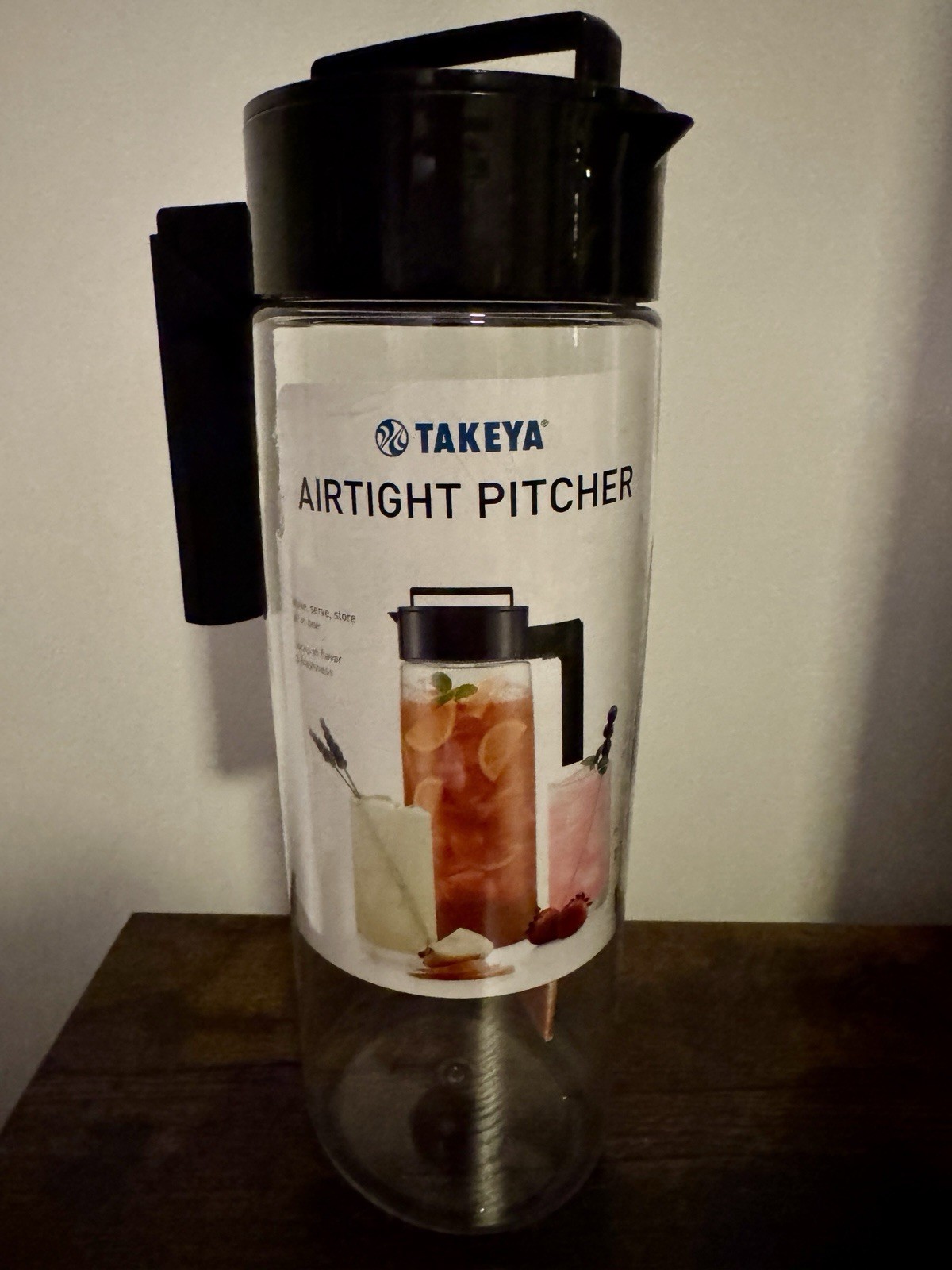 NIB – LMNT Lemonade + Iced Tea Kit: 2 Qt. TAKEYA Pitcher + (4) Branded Cups NEW