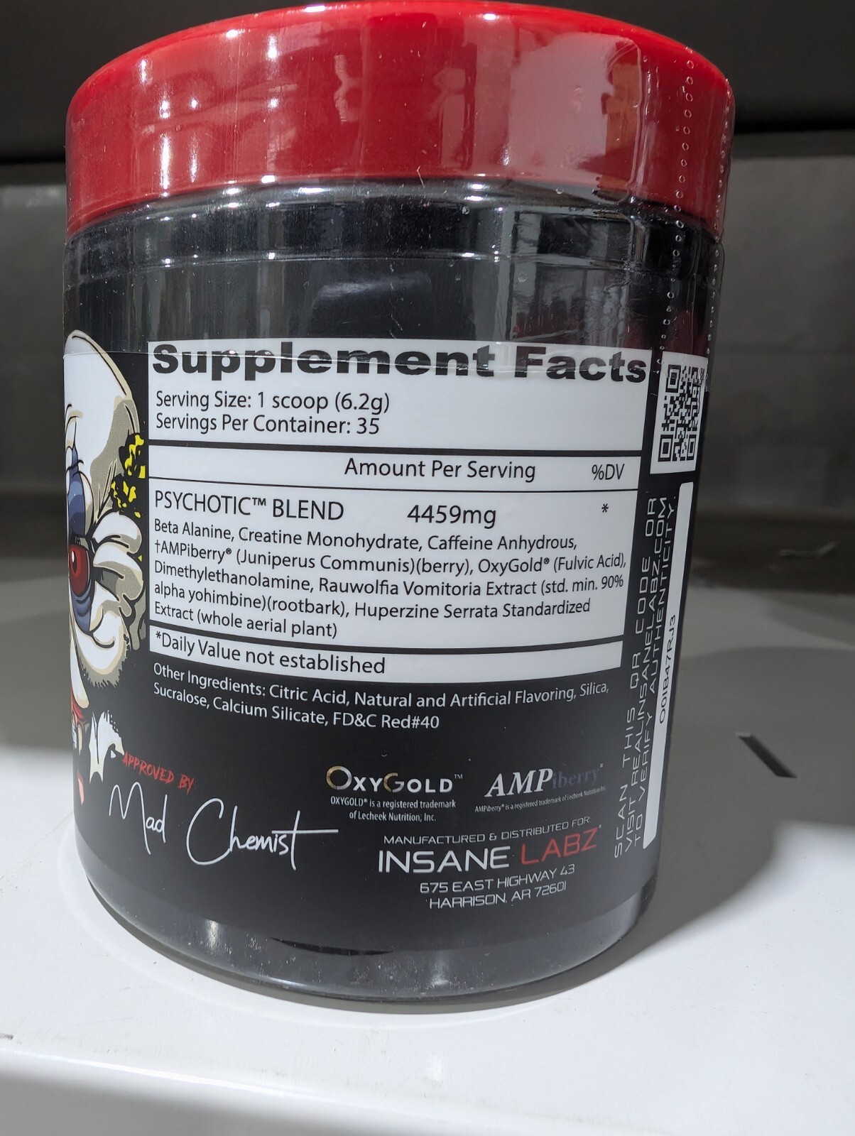 Insane Labz Pre Workout Powder Fruit Punch Flavor 30 Serv *EXP 1/7/28*