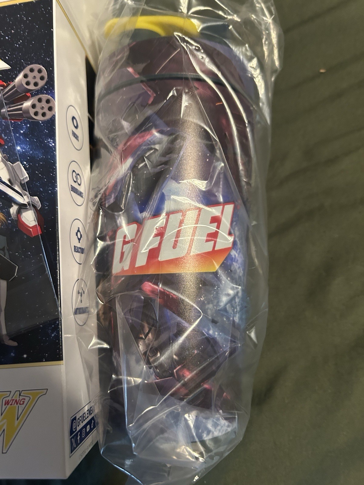 Gfuel Gundam Collector’s Box Shaker + Tub G FUEL