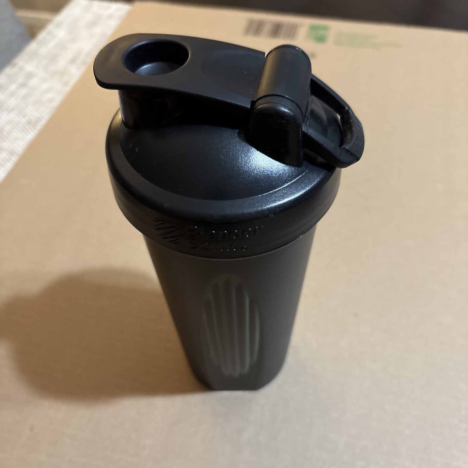 Blender Bottle Classic 28 Ounces Leak Proof & BPA Free – Black