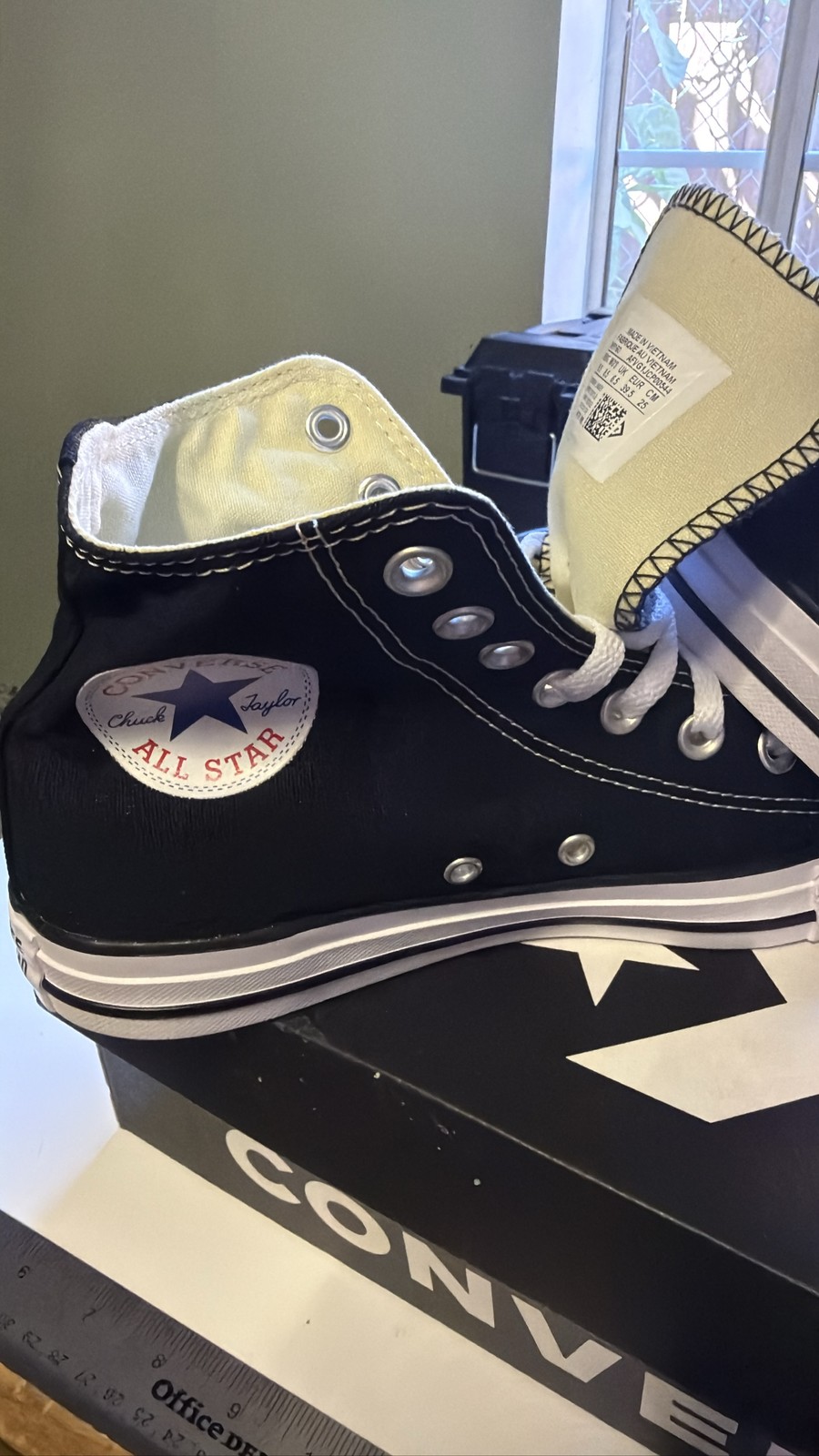 Converse Chuck Taylor All Star High Top Sneakers Black Unisex M9160W 8.5 M 6.5