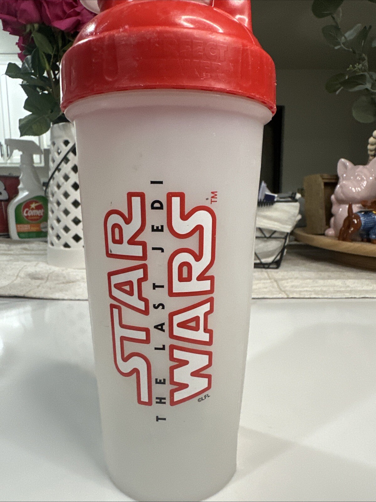 Perfect Shaker White Logo Star Wars Collection – The Last Jedi Shaker Cup Bottle