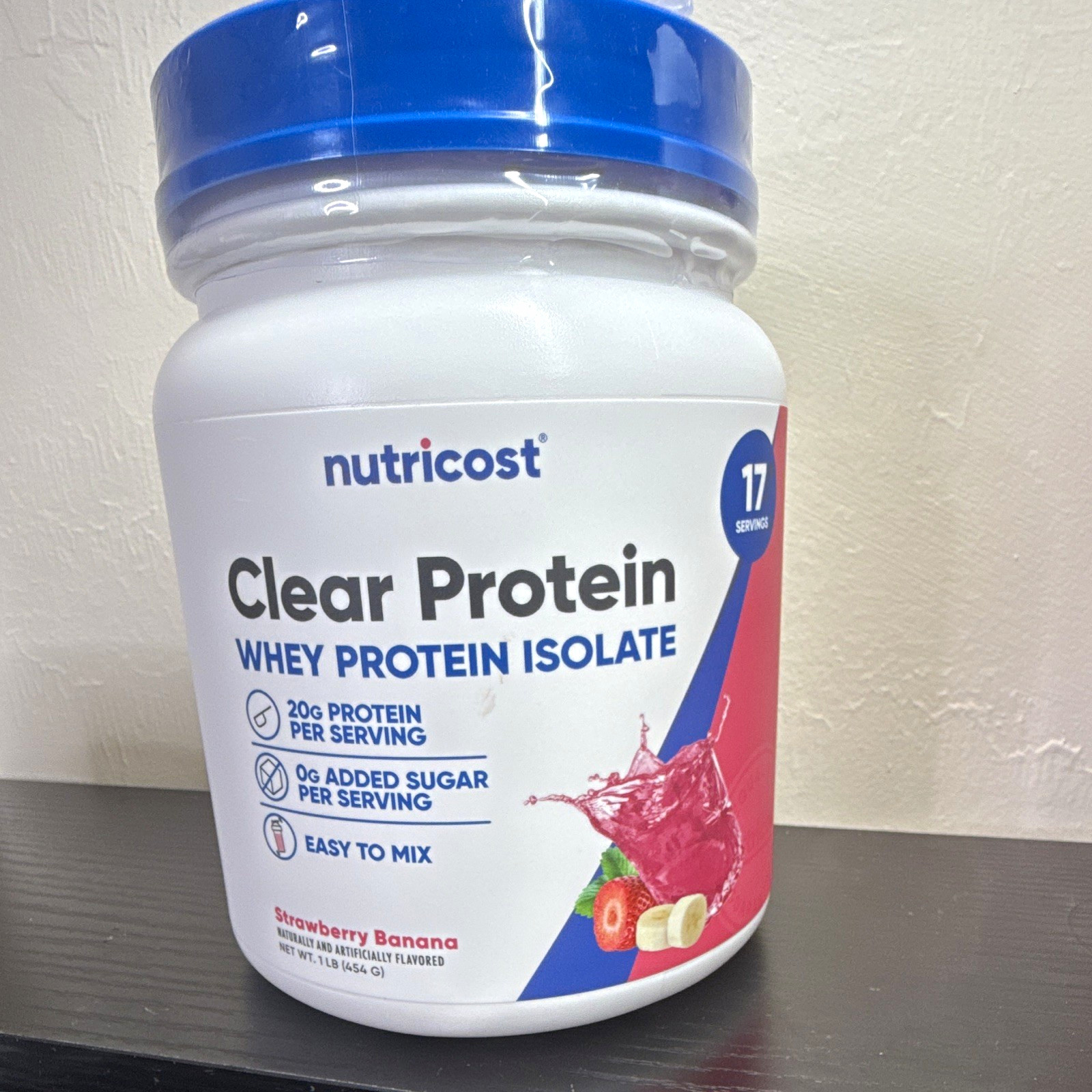 Nutricost Clear Whey Protein Isolate Powder Strawberry Banana 17 Serv 1 lb