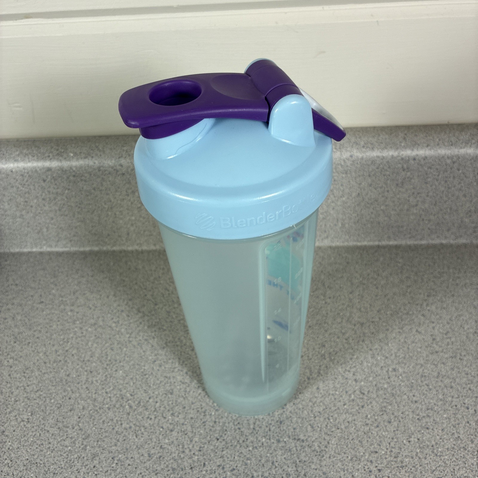 BlenderBottle Run Disney Parks Up House Water Bottle Protein Shaker Pixar Rare
