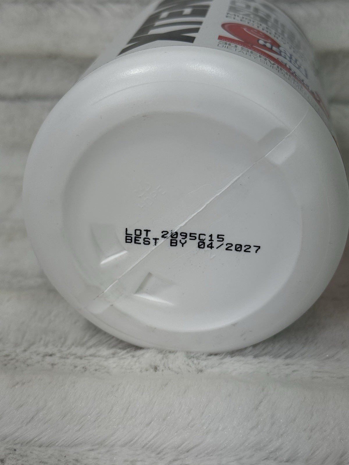 XTEND ORIGINAL BCAA 7g 30 Serv. Muscle Recovery + Electrolytes New CHERRY 04/27