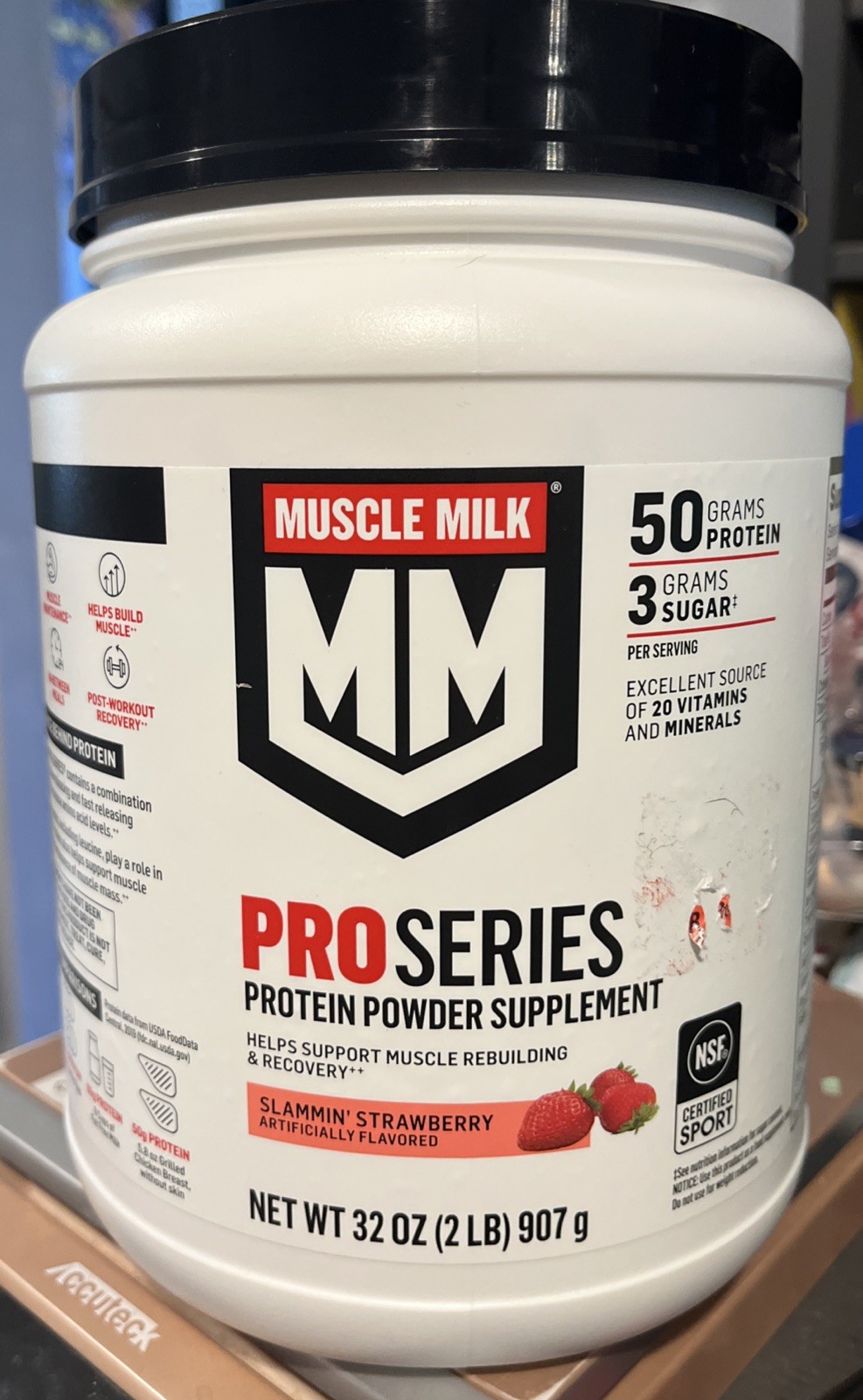 Muscle Milk Pro Series Protein Powder – 32oz Strawberry Exp 9/2025