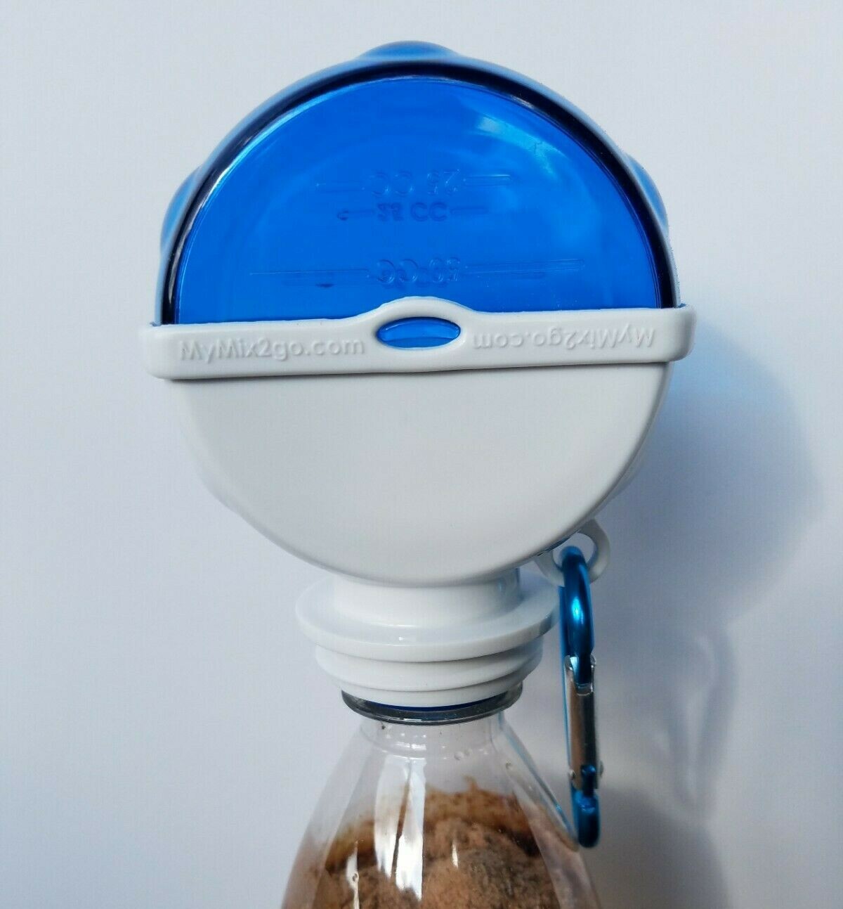 Portable Protein Powder Supplement Storage Funnel Container 120CC White/Blue