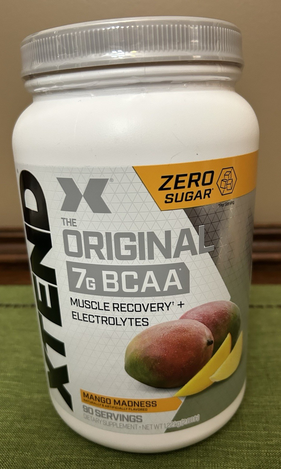 XTEND® ORIGINAL BCAA 7g Muscle Recovery + Electrolytes 90 Serv. Mango Madness