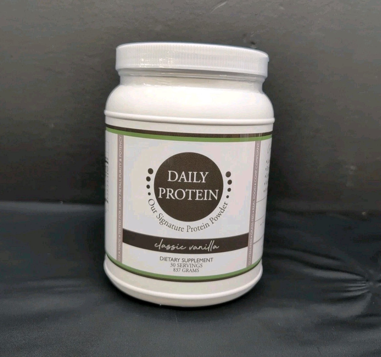 Core Formula Daily Classic Vanilla Protein Powder 30 Serving MANF 04/2025