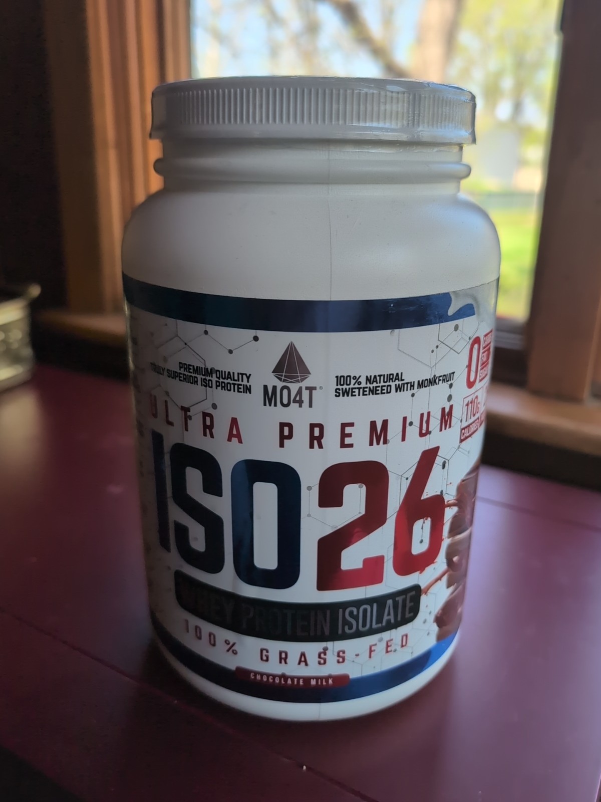 ISO26 Grass Fed Whey Protein Isolate with no artificial sweeteners. M04T 727 gr