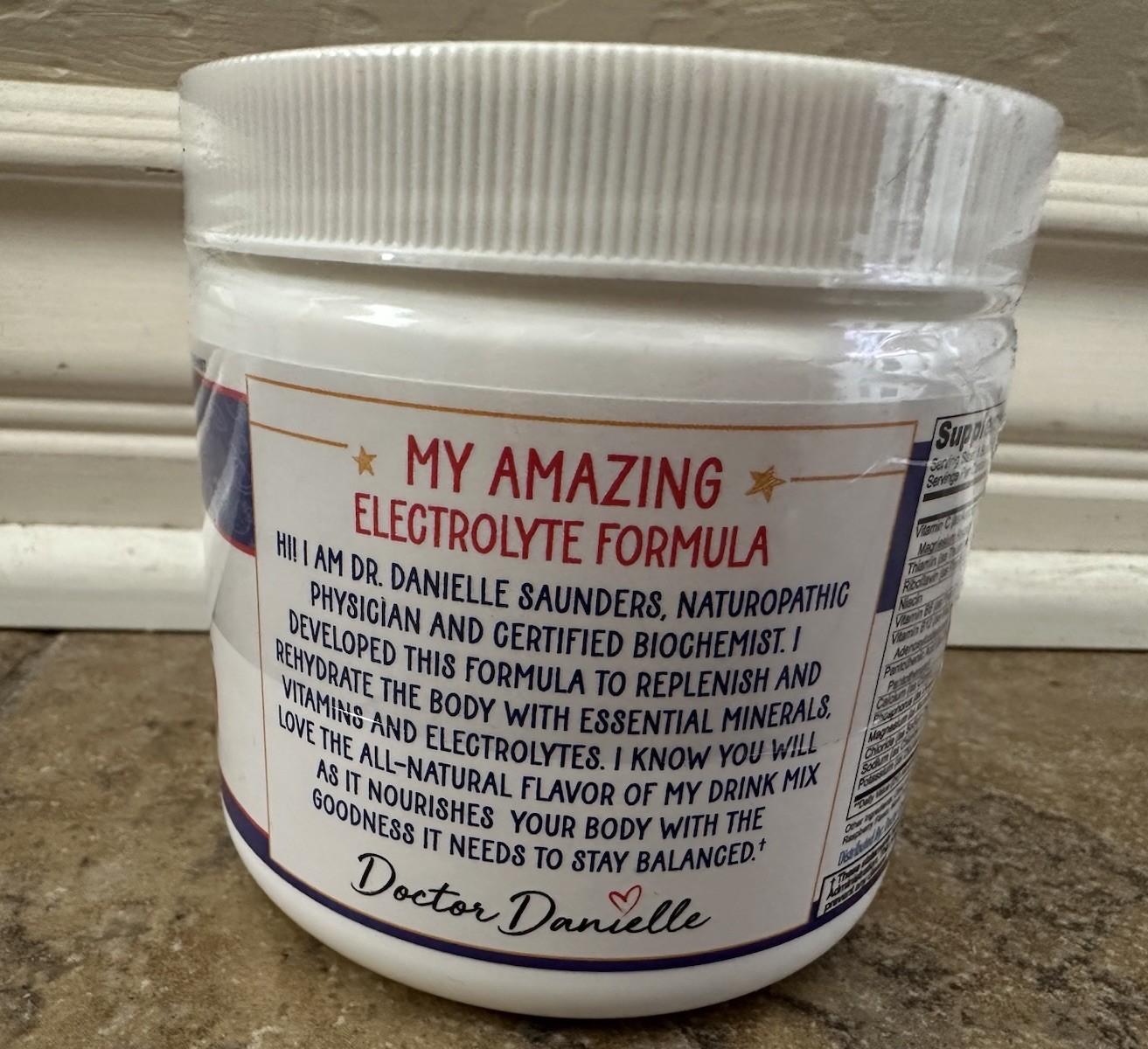 Dr Danielle Original Electrolyte Powder Boost Energy, Raspberry Lemonade Flavor
