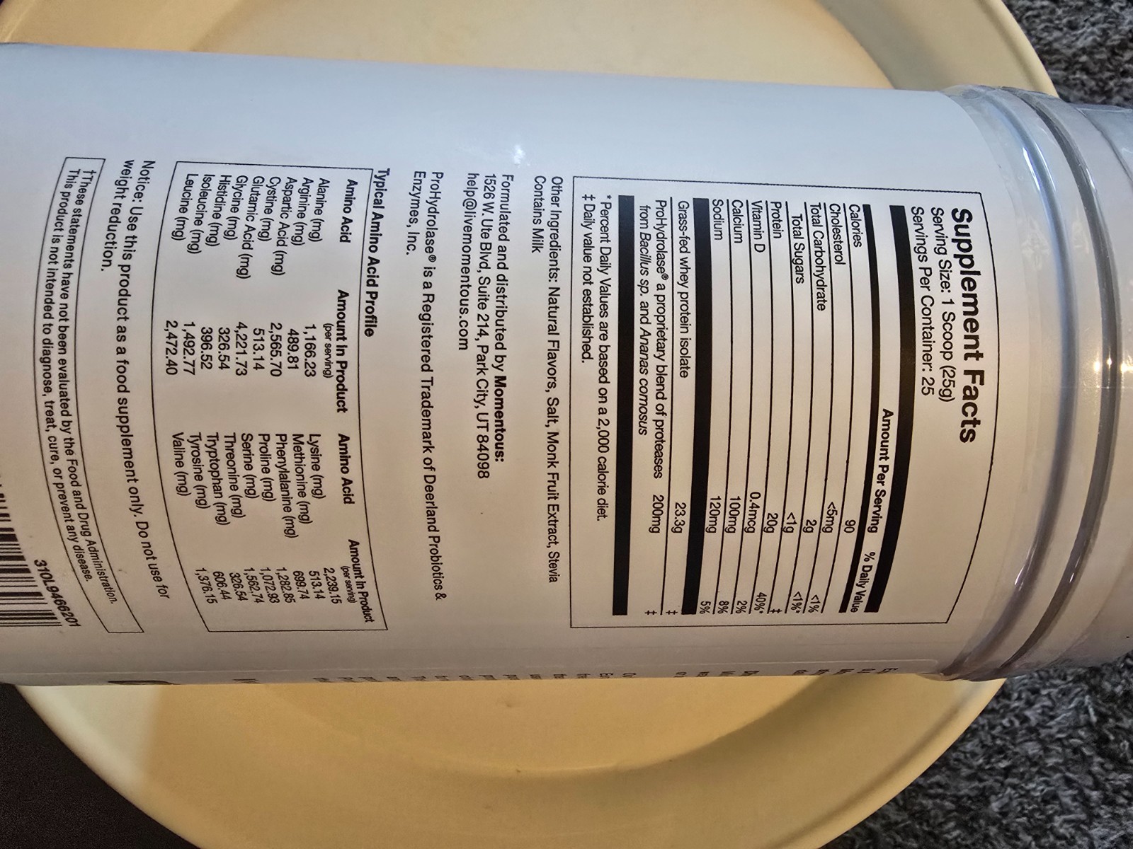 Momentous Essential Grass-Fed Whey Protein Powder – 20 g Whey Isolate Protein