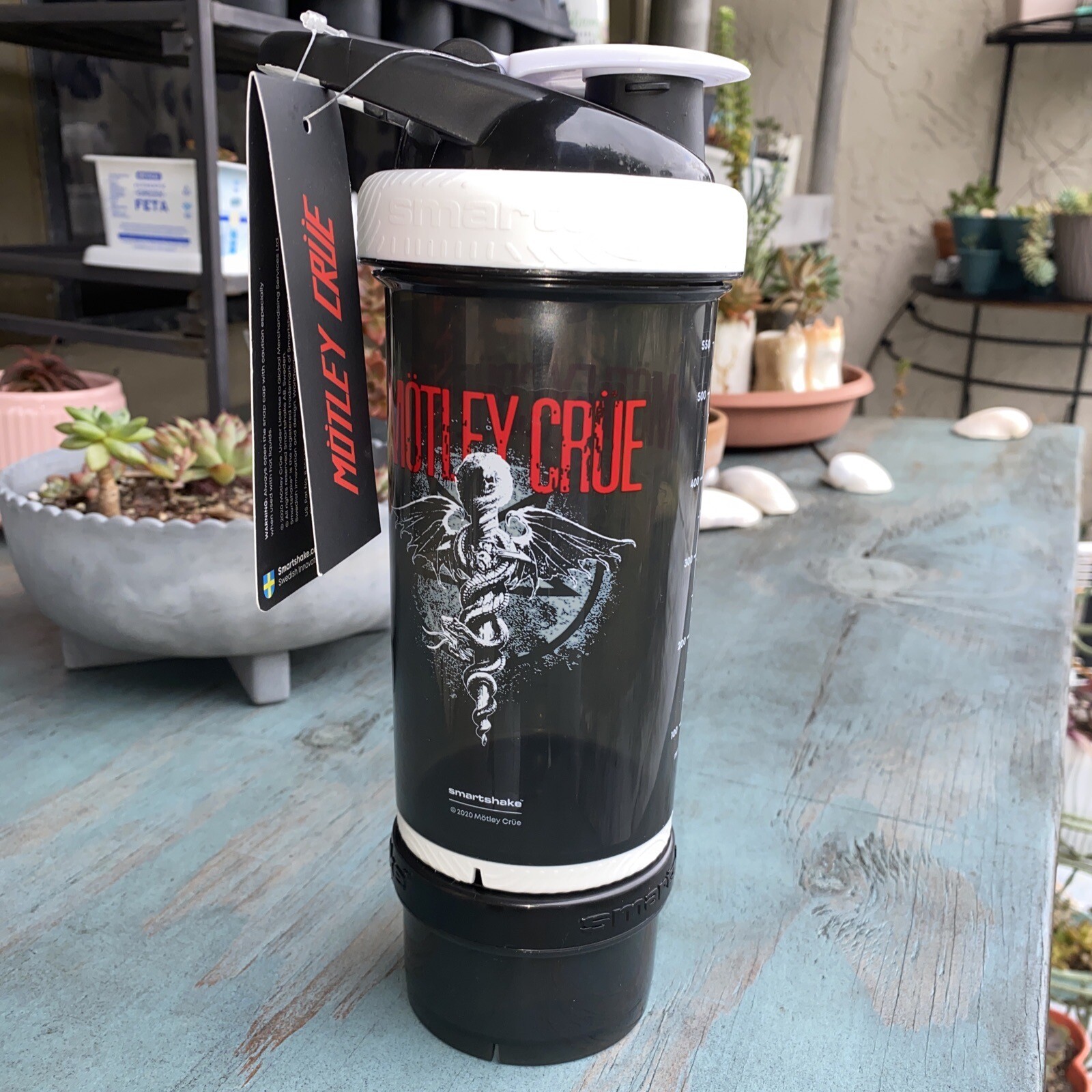 Smartshake Revive Motley Crue Shaker Bottle 750ml