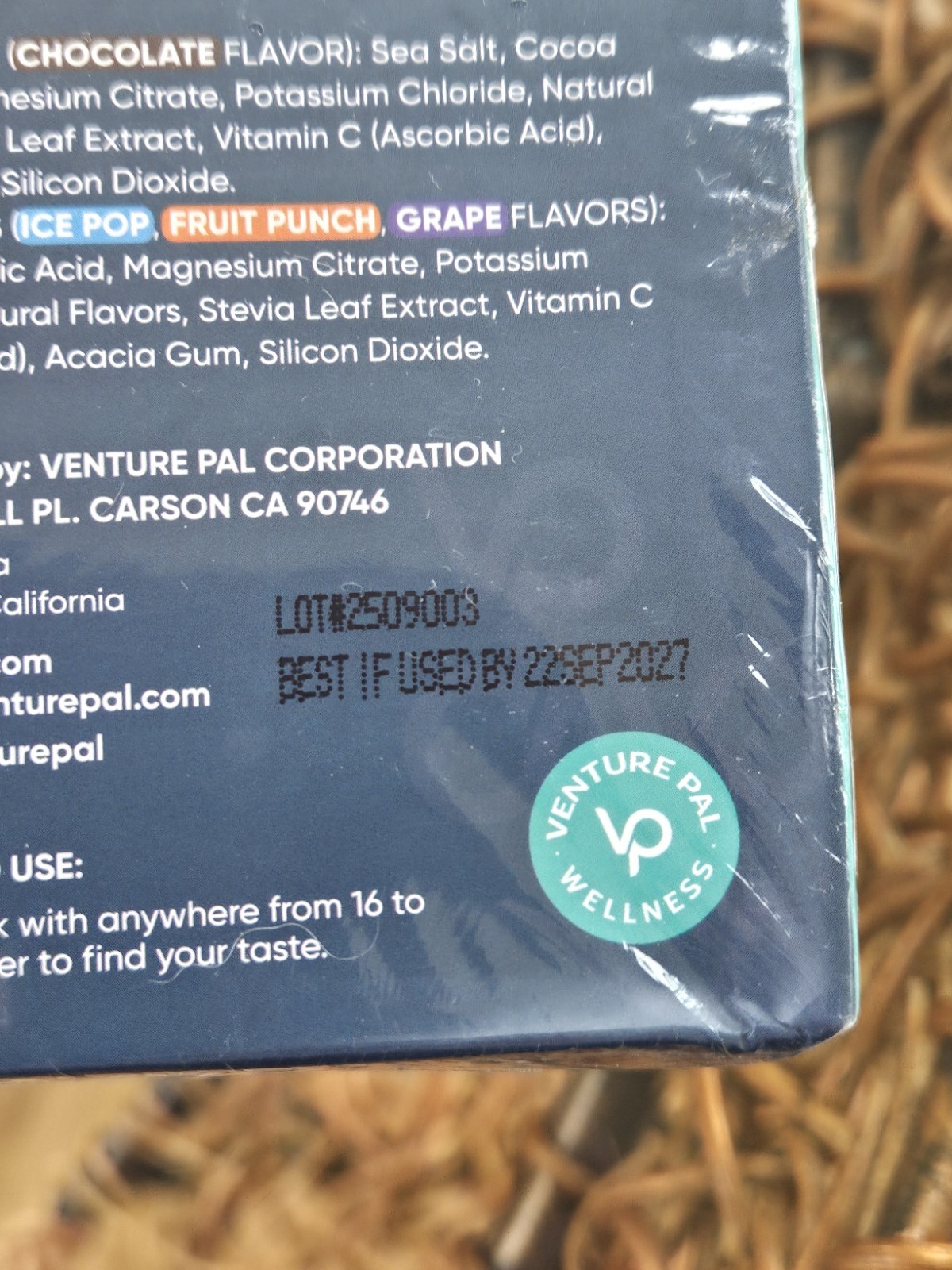 Venture Pal Sugar Free Electrolyte Drink Mix Variety 32 Packets Total EXP 9/2027