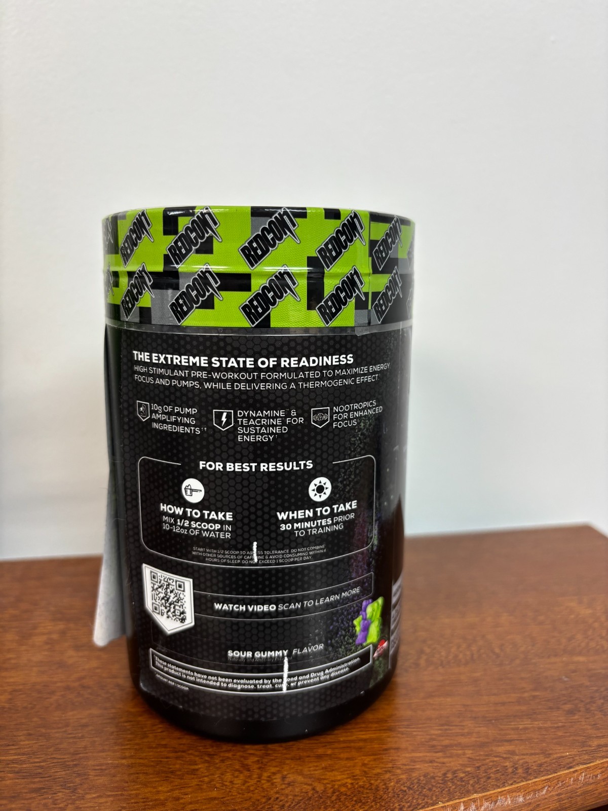 REDCON1 TOTAL WAR BLACK OPS Extreme Preworkout Sour Gummy Bear