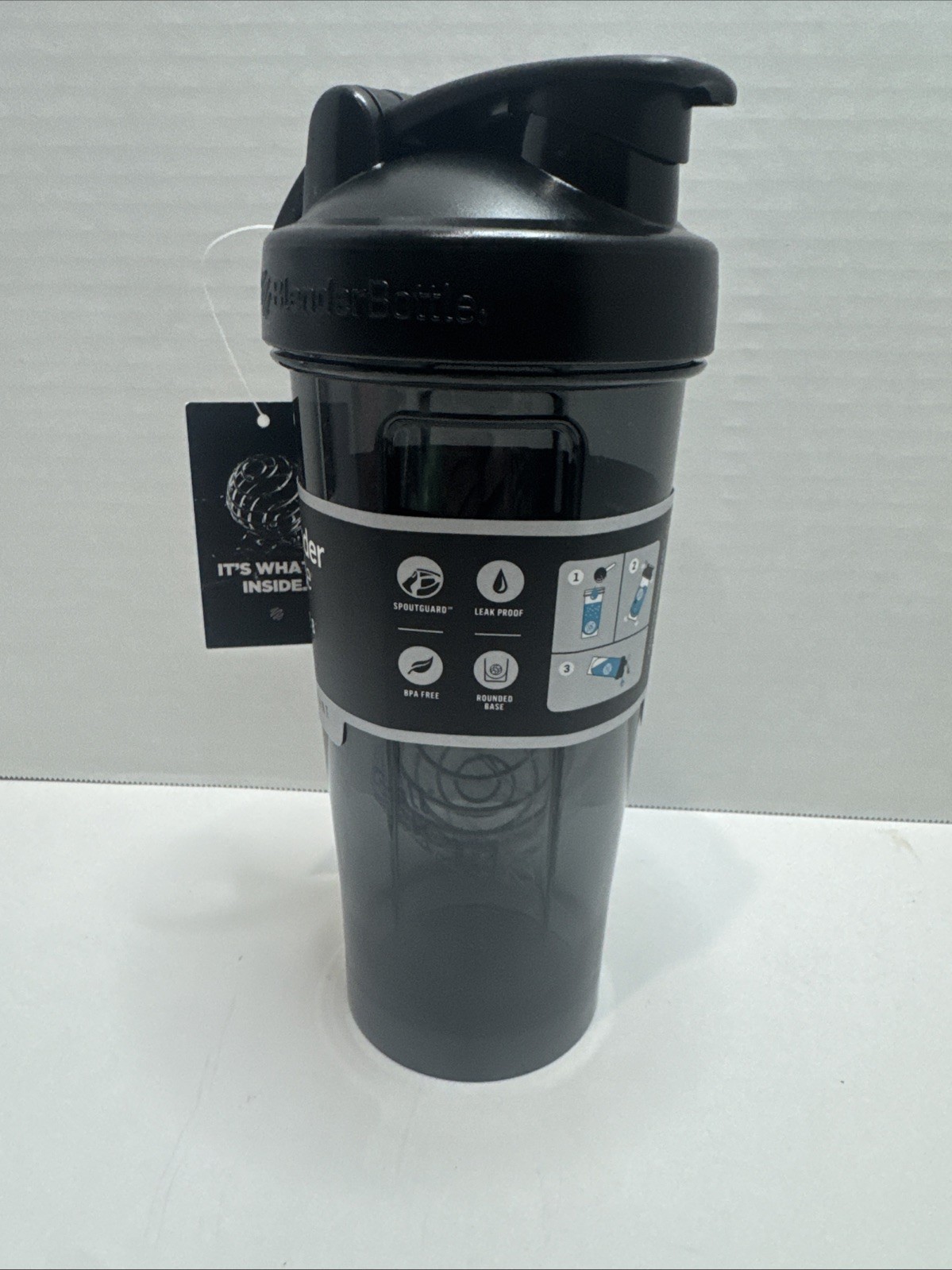 NEW Blender Bottle 28 oz. Pro Series Shaker Bottle with Loop Top NWT