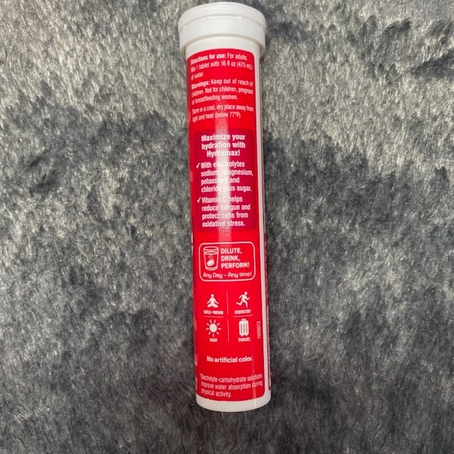 UPSA HydraMax Hydration Strawberry Electrolytes Effervescent 16 Tabs