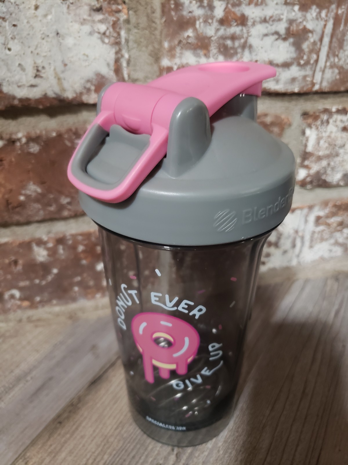 Blender Bottle Special Edition Shaker Bottle w/ Loop Top, Donut Ever Give Up