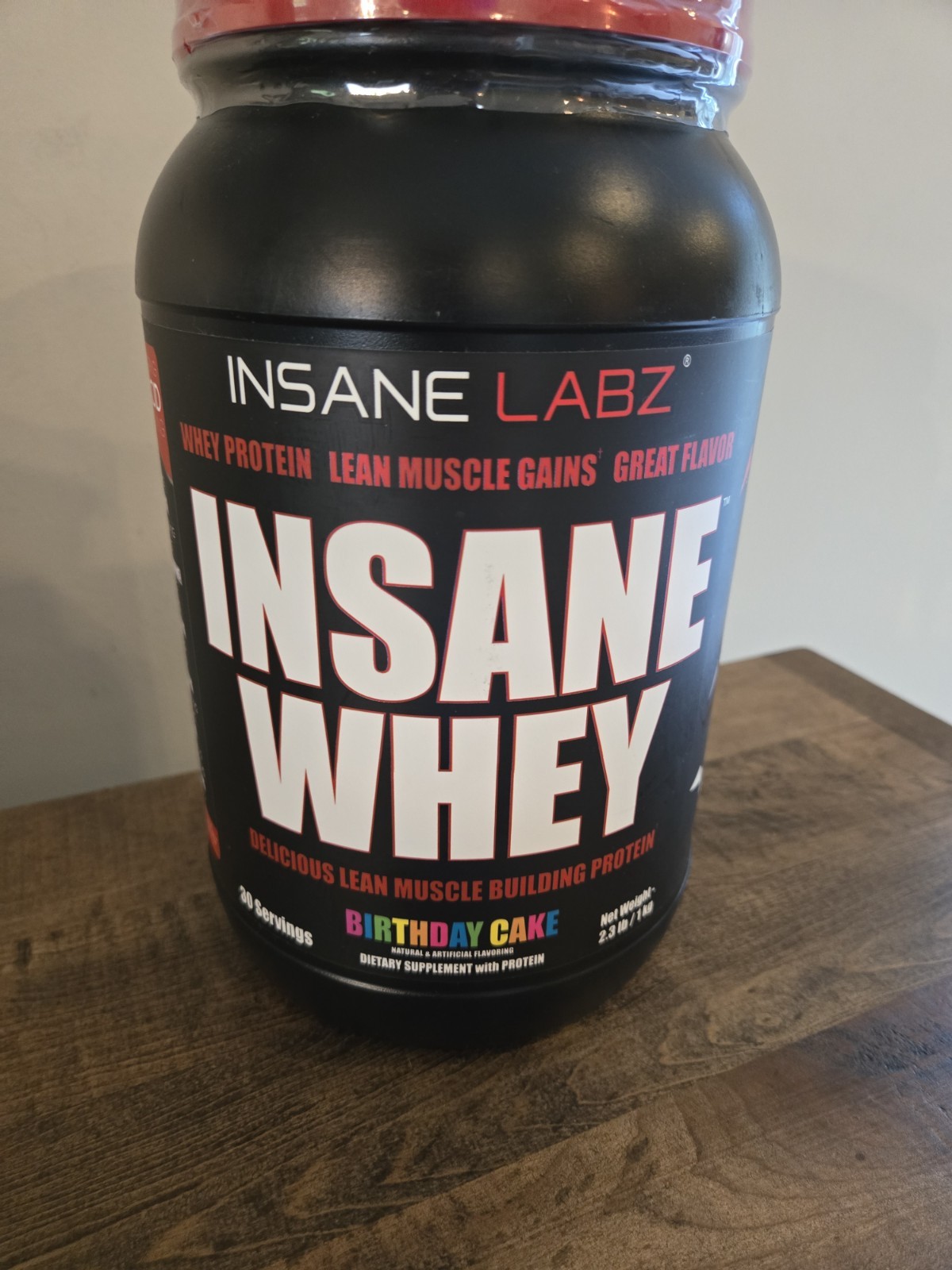 Insane Labz Insane Whey Protein 30 Servings – Birthday Cake 2.3lbs EXP. 05/2025