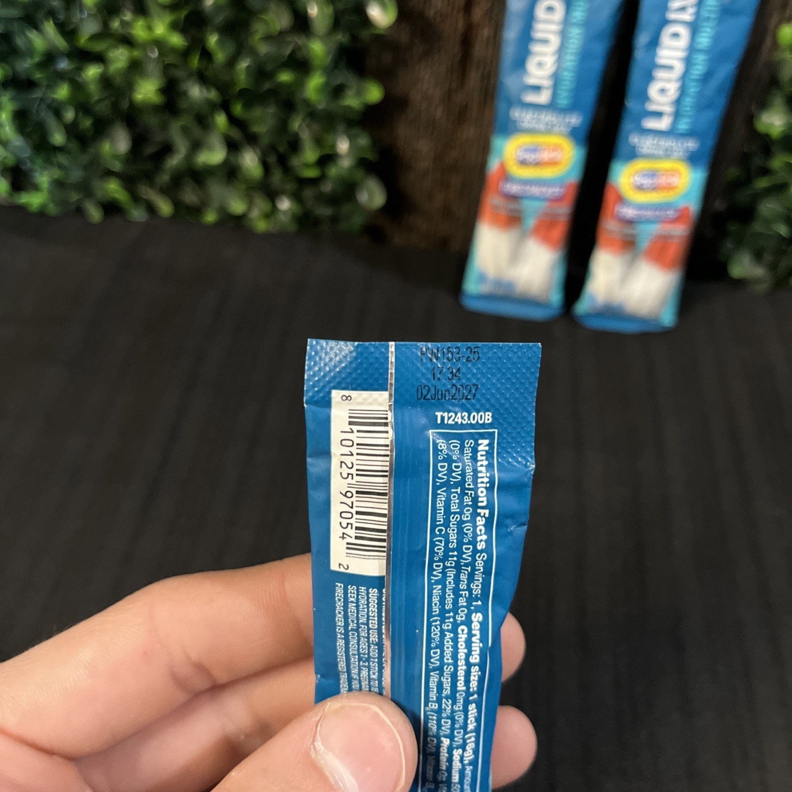 Liquid I.V. Hydration Multiplier Electrolyte Drink Mix Popsicle Firecracker 0.56