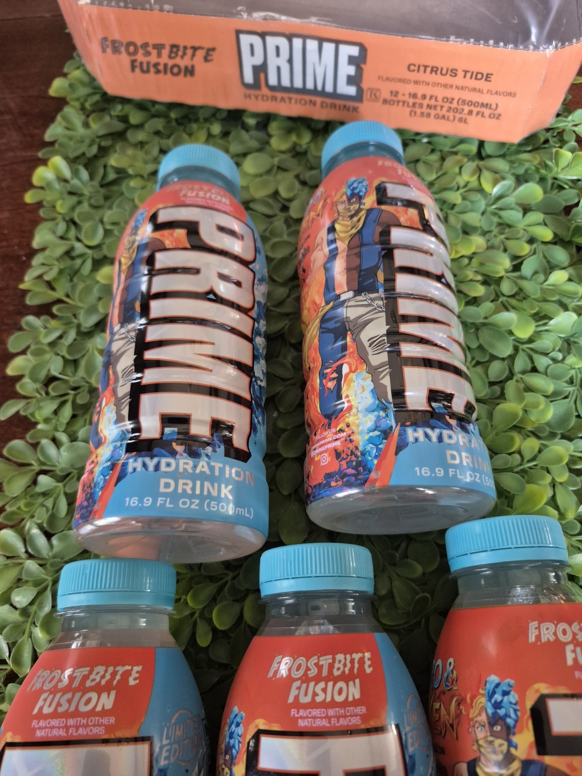 LIMITED EDITION FROSTBITE FUSION KYRO & LUKEN CHARACTER PRIME HYDRATION BOTTLE