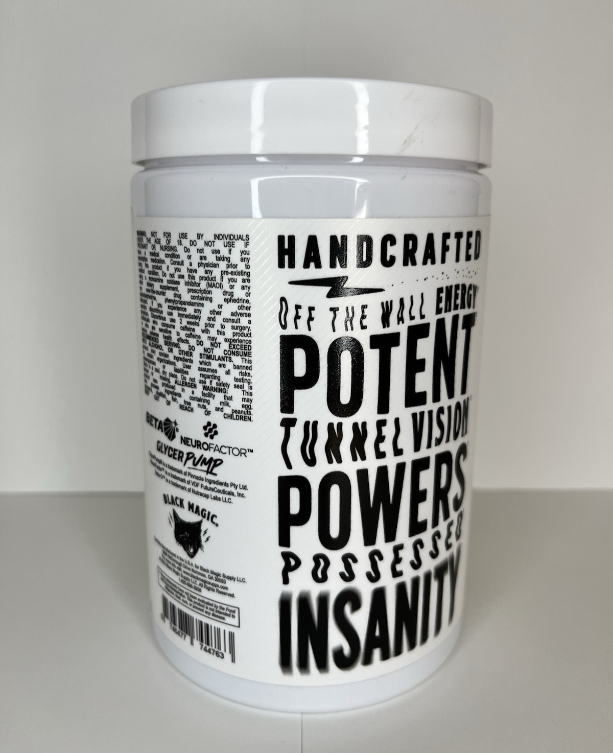 Black Magic BZRK Psychoactive Waves – LemonRaz Icy – 17.63 oz – See Exp 03/24