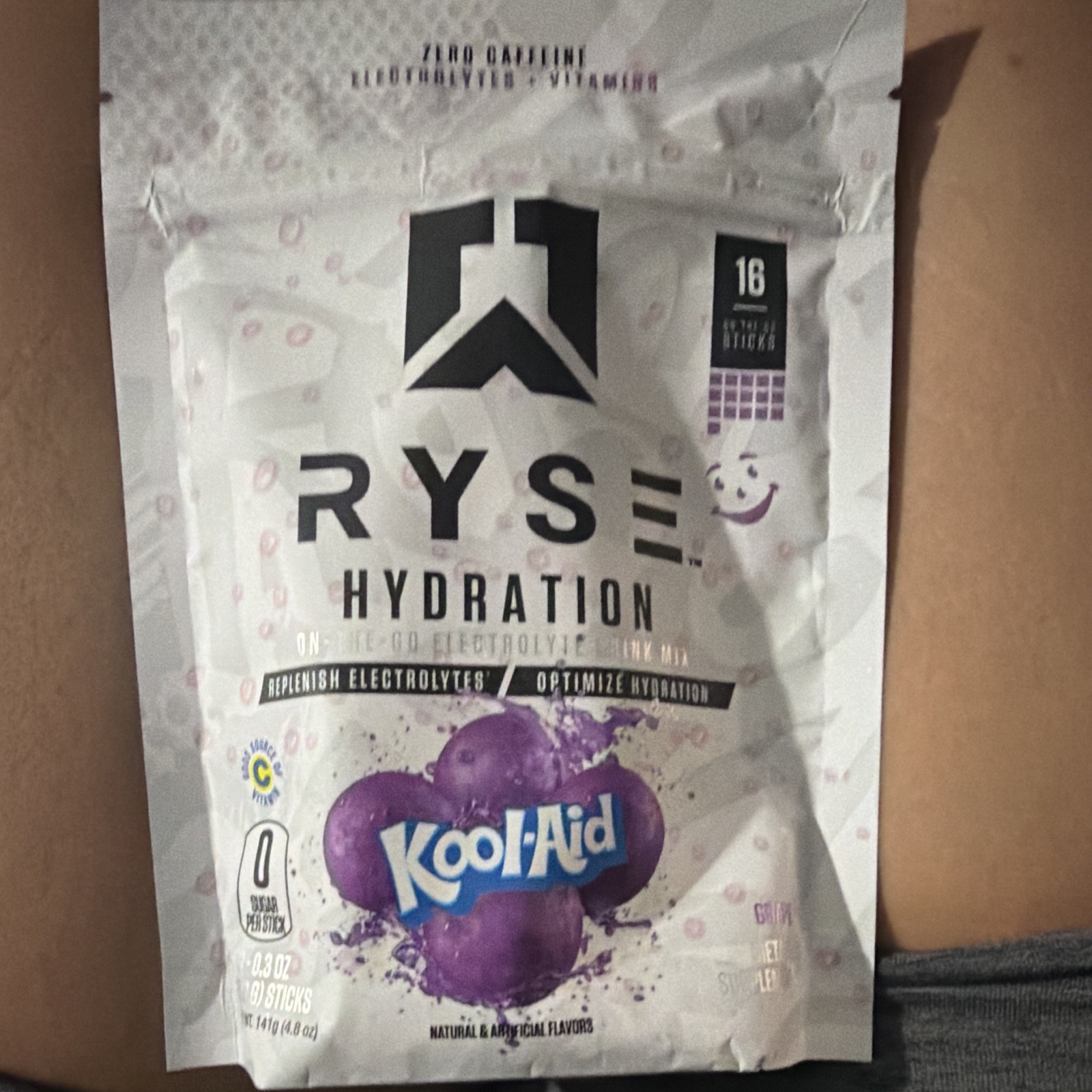 RYSE Hydration Sugar-Free Electrolyte Drink Mix Kool-Aid Grape 16 Sticks 4.8oz