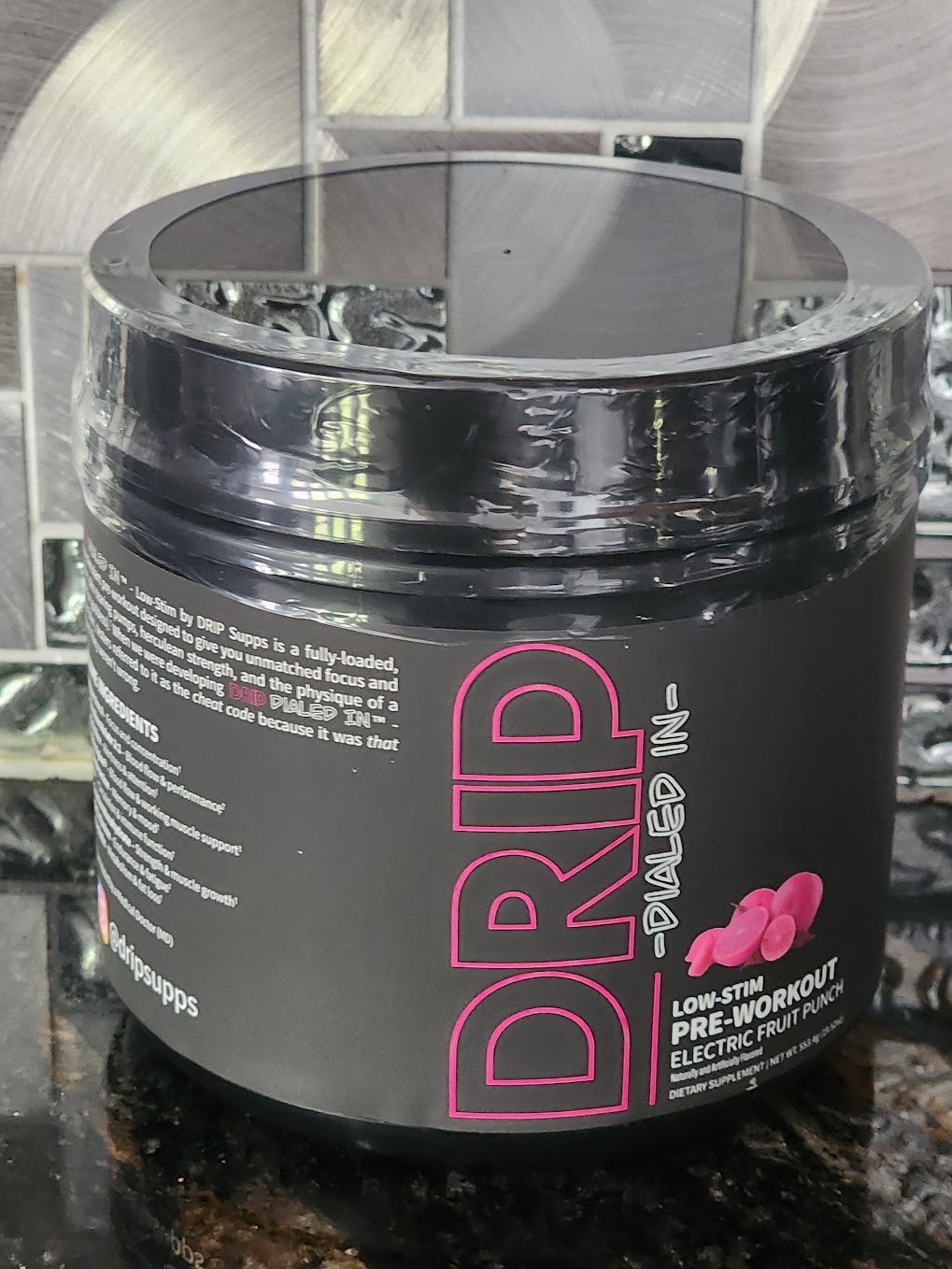 DRIP PRE WORKOUT POWDER – 19.71 oz – FRUIT PUNCH – FREE SHIPPING!