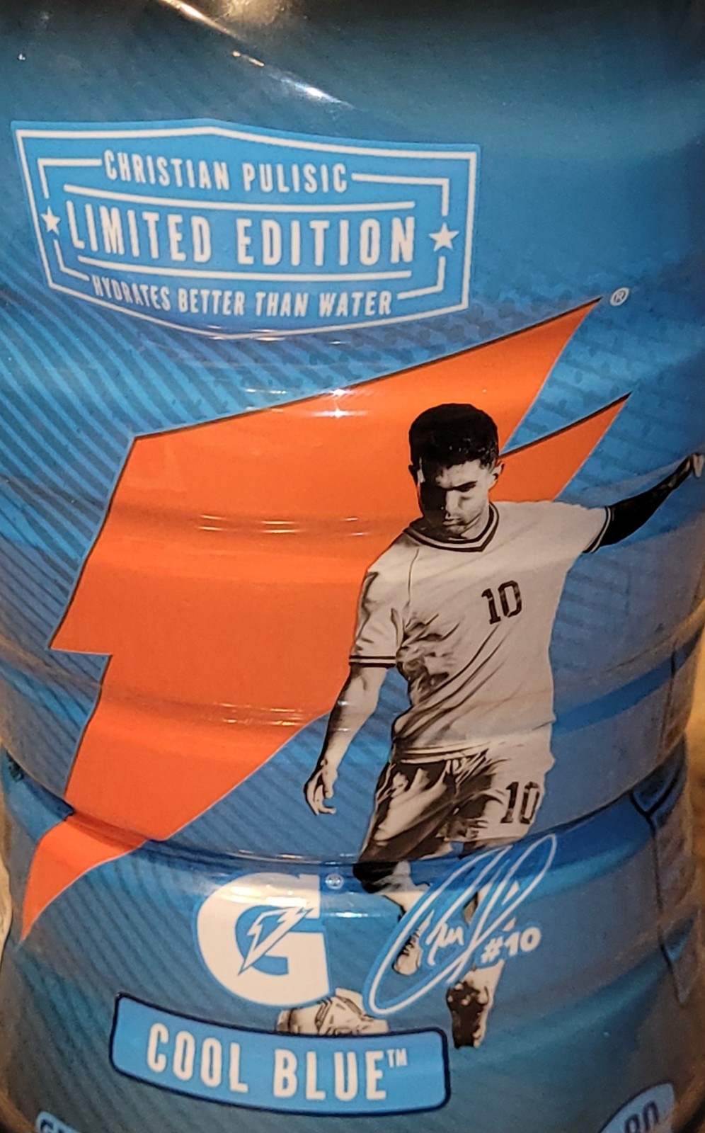 LIMITED EDITION CHRISTIAN PULISIC GATORADE COOL BLUE 28 OZ BOTTLE SOCCER #10 NEW