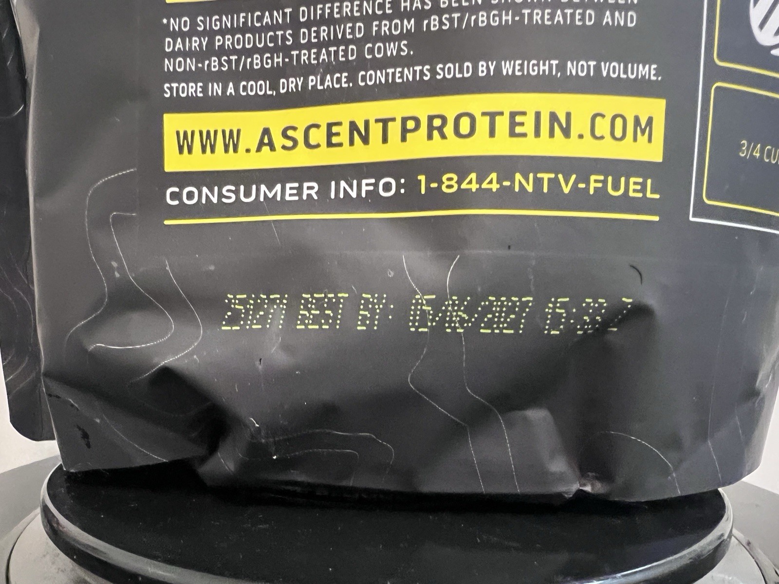 Ascent 100% Whey Protein Powder Gluten-Free No Added Sugars Vanilla Bean 2 lb