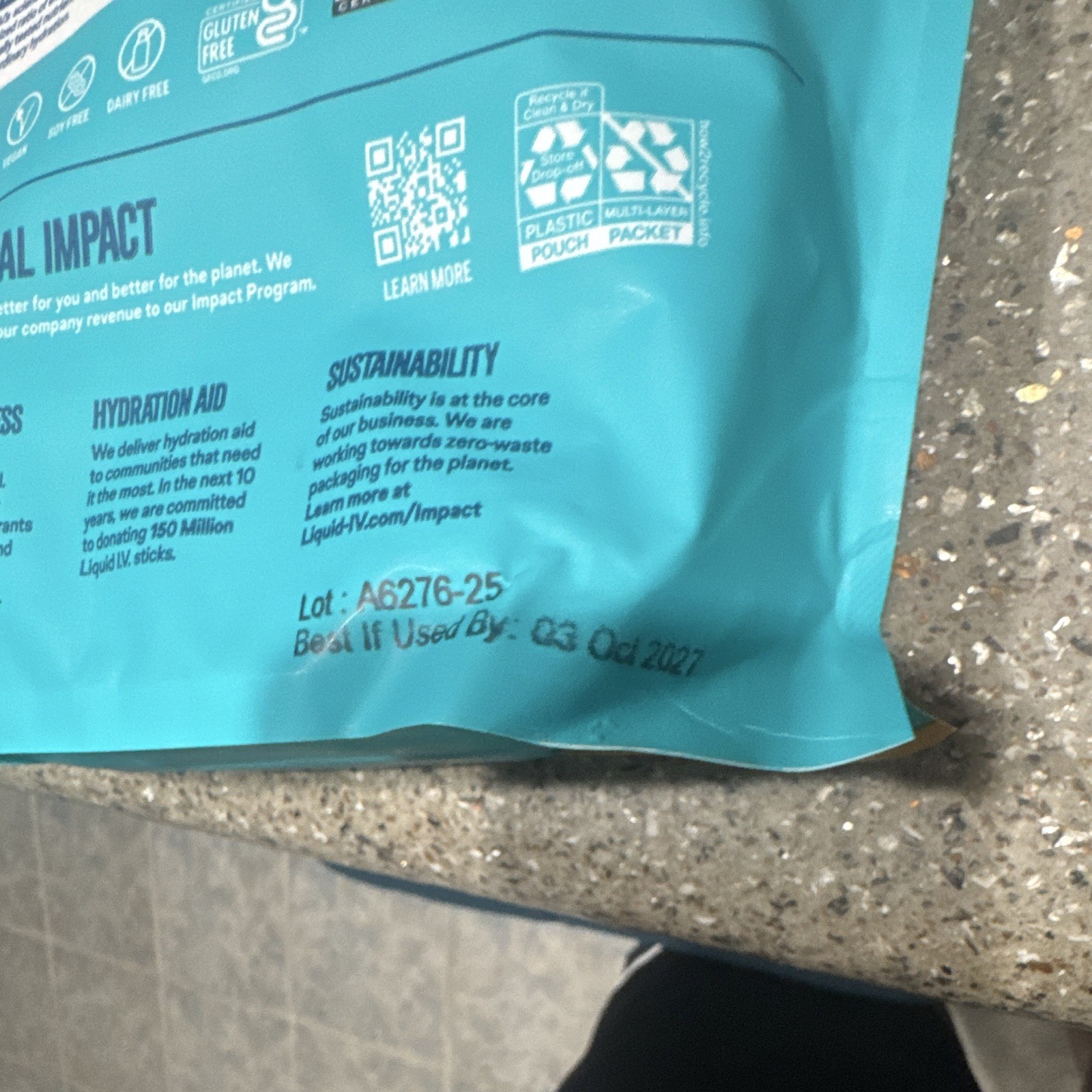 Liquid I.V. Electrolyte Hydration Powder Sugar-Free Vegan Raspberry Lemonade 30