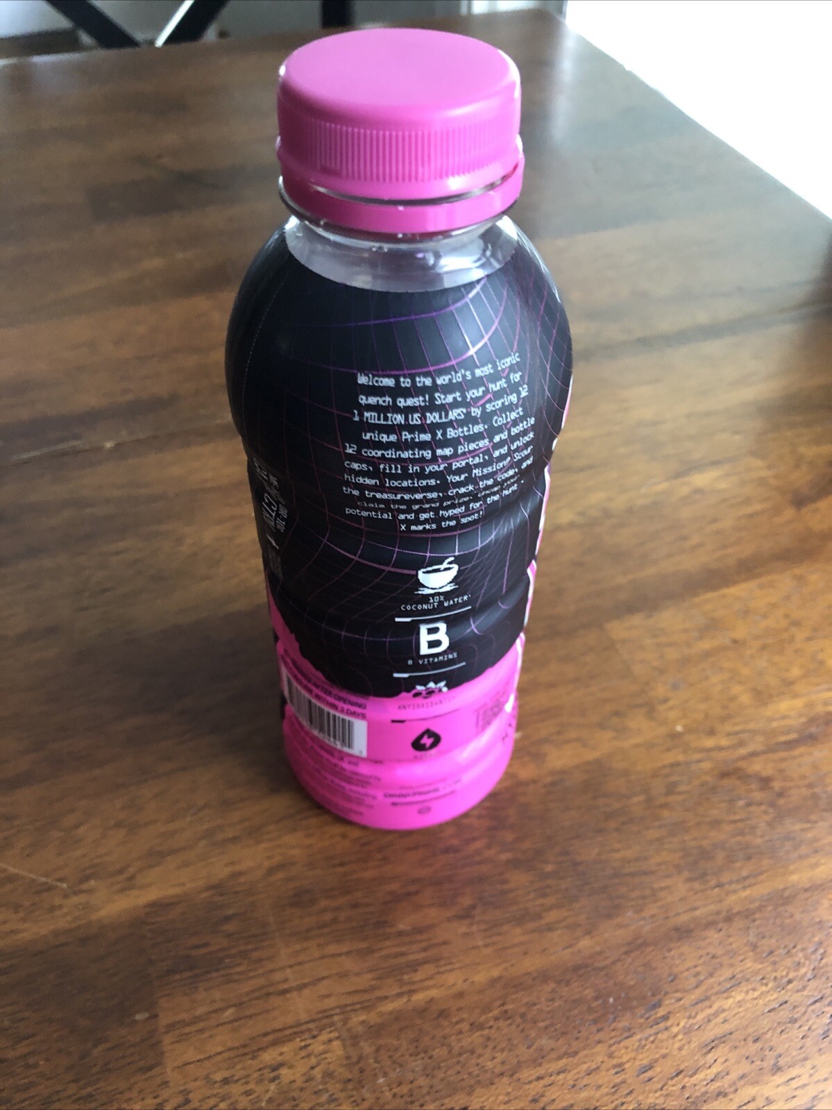 [ULTRA RARE] PRIME HYDRATION X PINK NEW ALREADY DRANK BUT HAVE ANOTHER ONE.