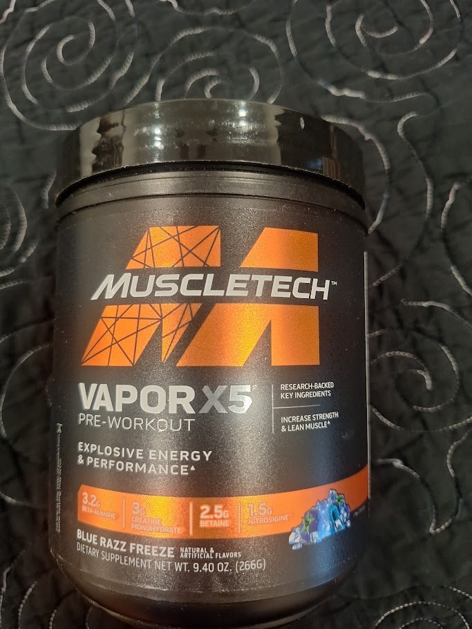 MuscleTech Pre-Workout Powder, Vapor X5 blue razz freeze 9.40 oz. 03/2027
