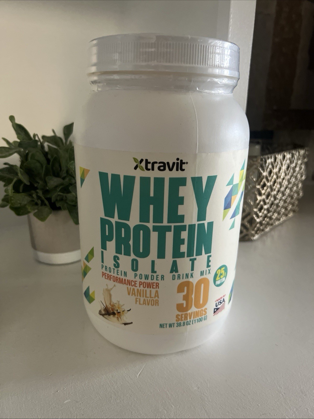Xtravit Whey Protein Isolate Vanilla 30 Servings 25g Protein 38.8oz Exp 03/2028