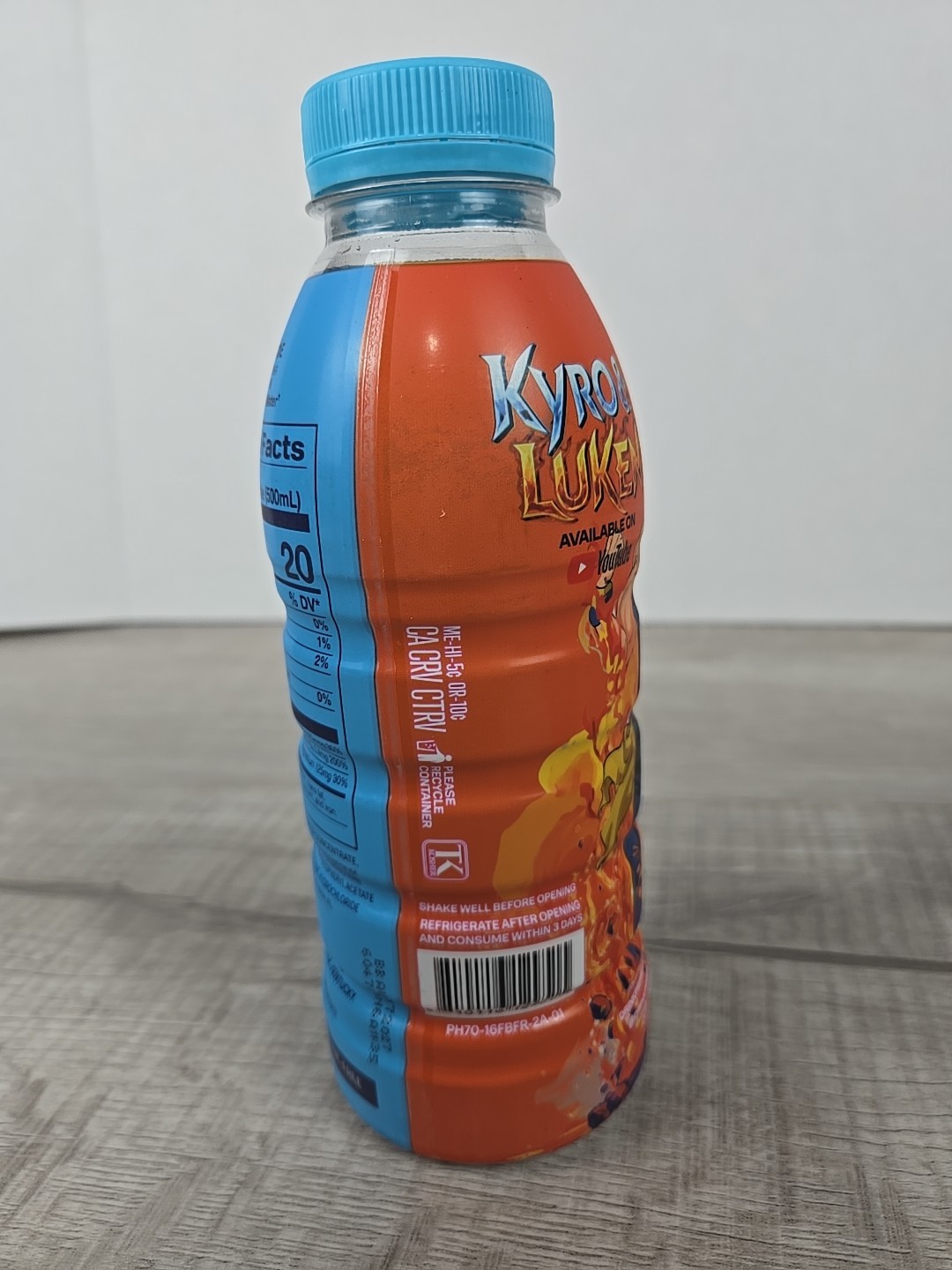 LIMITED EDITION FROSTBITE FUSION KYRO & LUKEN CHARACTER PRIME HYDRATION BOTTLE
