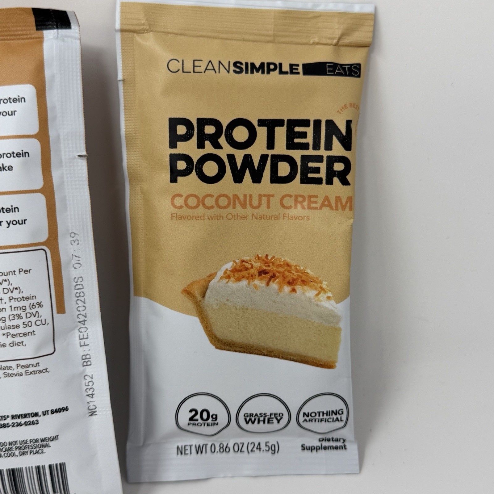 CLEAN SIMPLE EATS Whey Protein Powder Variety of Single Serve 8ct CHOCOLATE