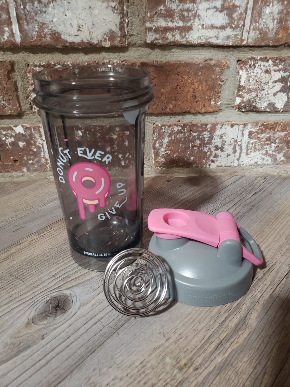Blender Bottle Special Edition Shaker Bottle w/ Loop Top, Donut Ever Give Up