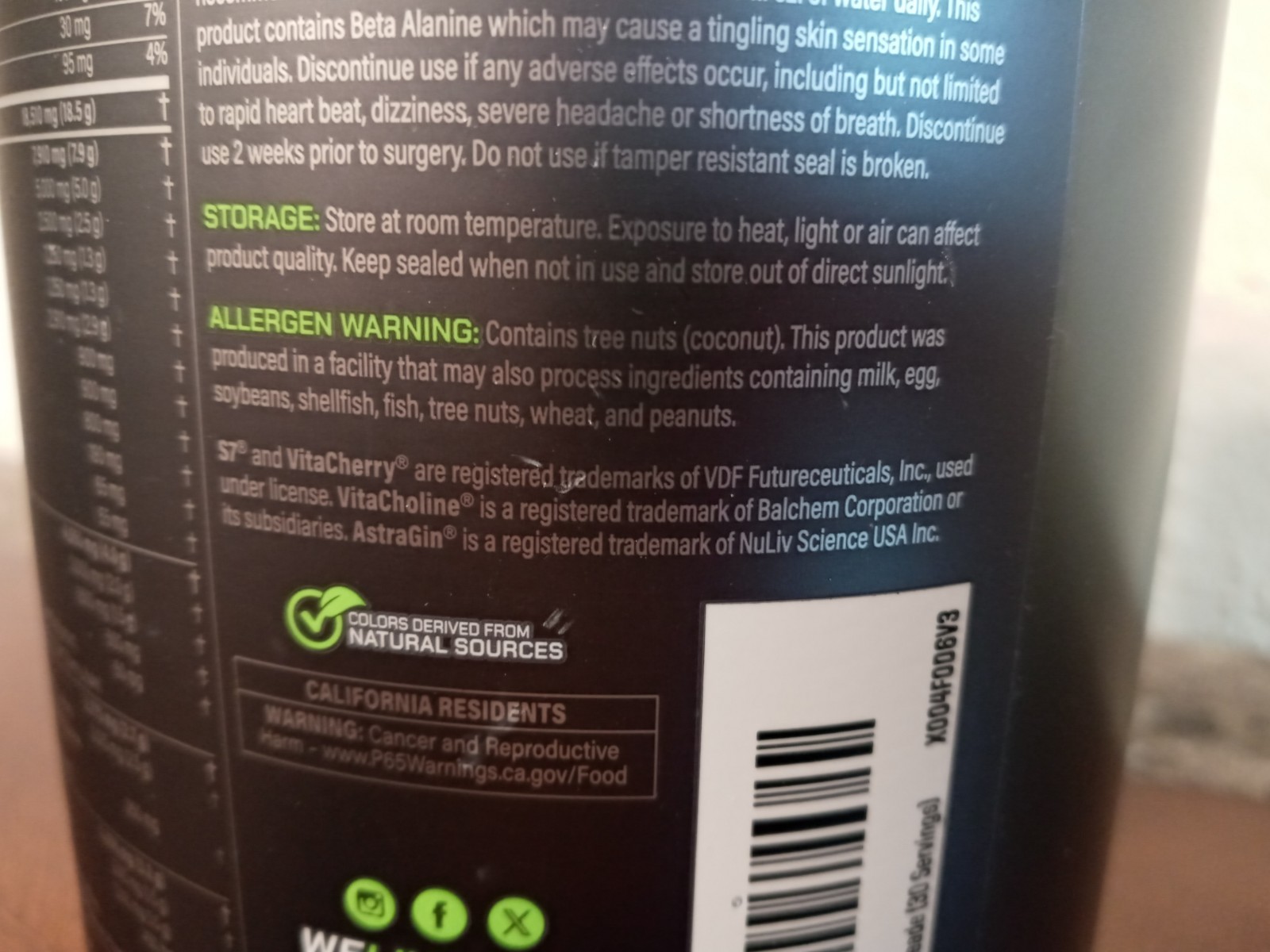 MusclePharm Pro Series Endura Drive/Cracked Lid But Still SEALED Under Lid.
