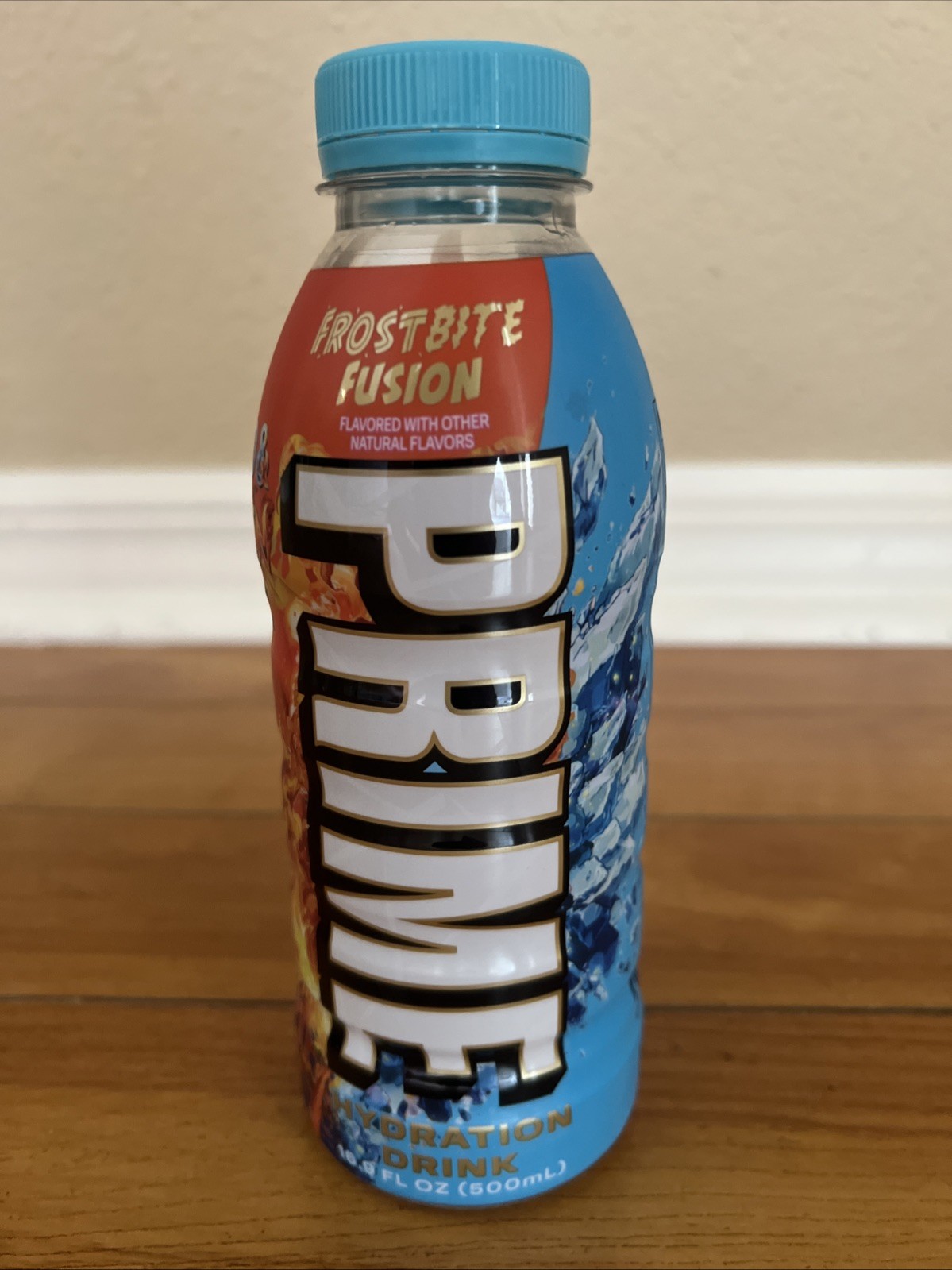 LIMITED EDITION FROSTBITE FUSION KYRO & LUKEN CHARACTER PRIME HYDRATION BOTTLE